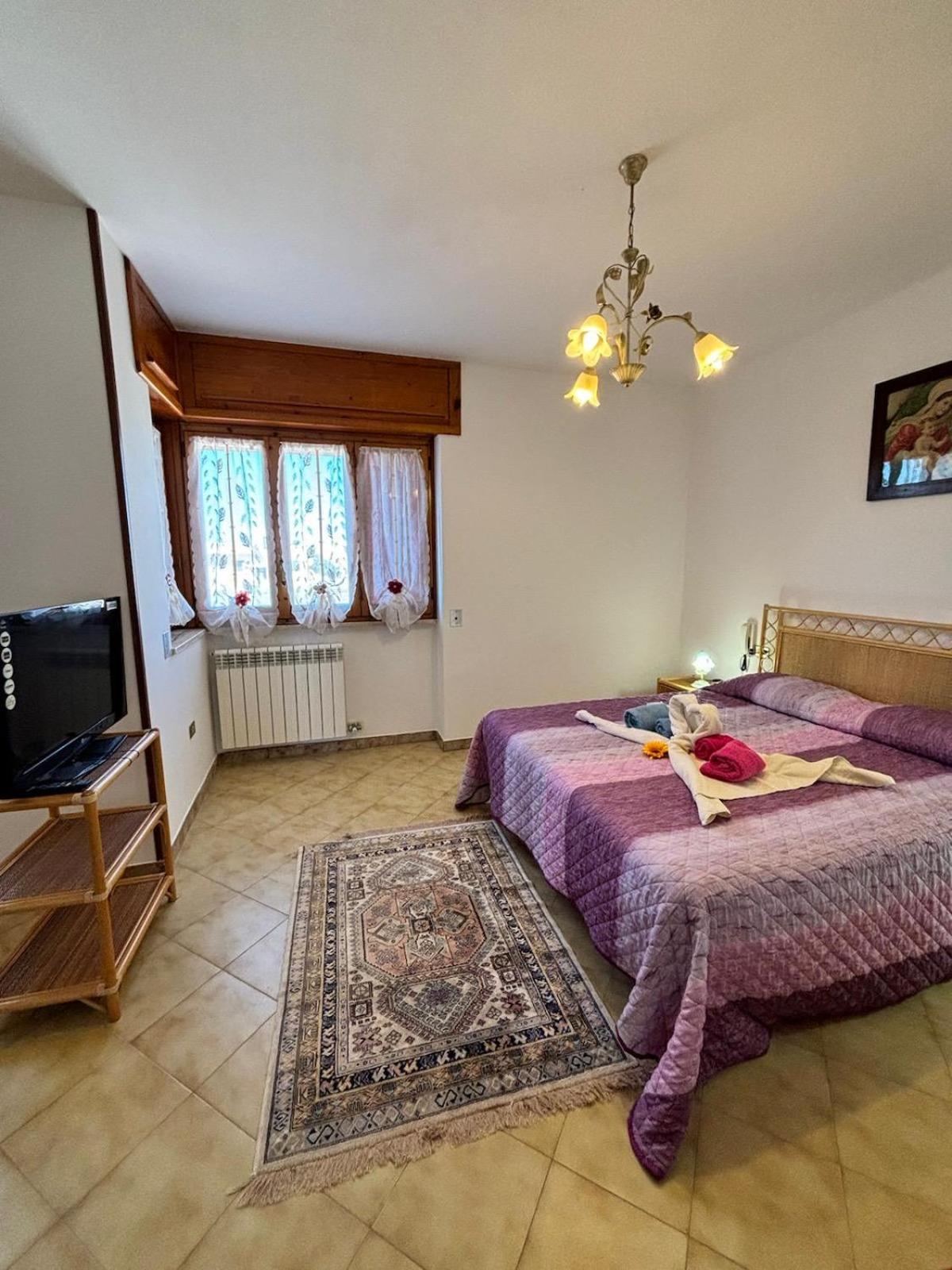 Three-Bedroom Holiday Home  photo 1