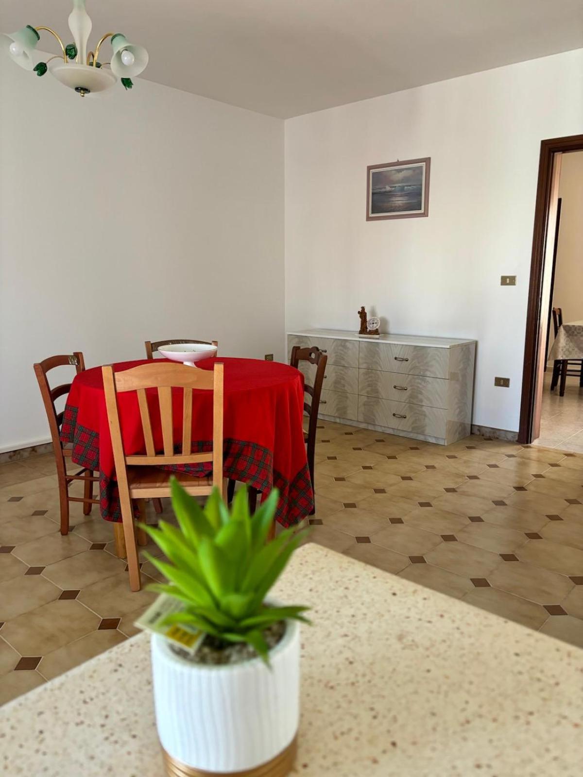 Three-Bedroom Holiday Home  photo 2
