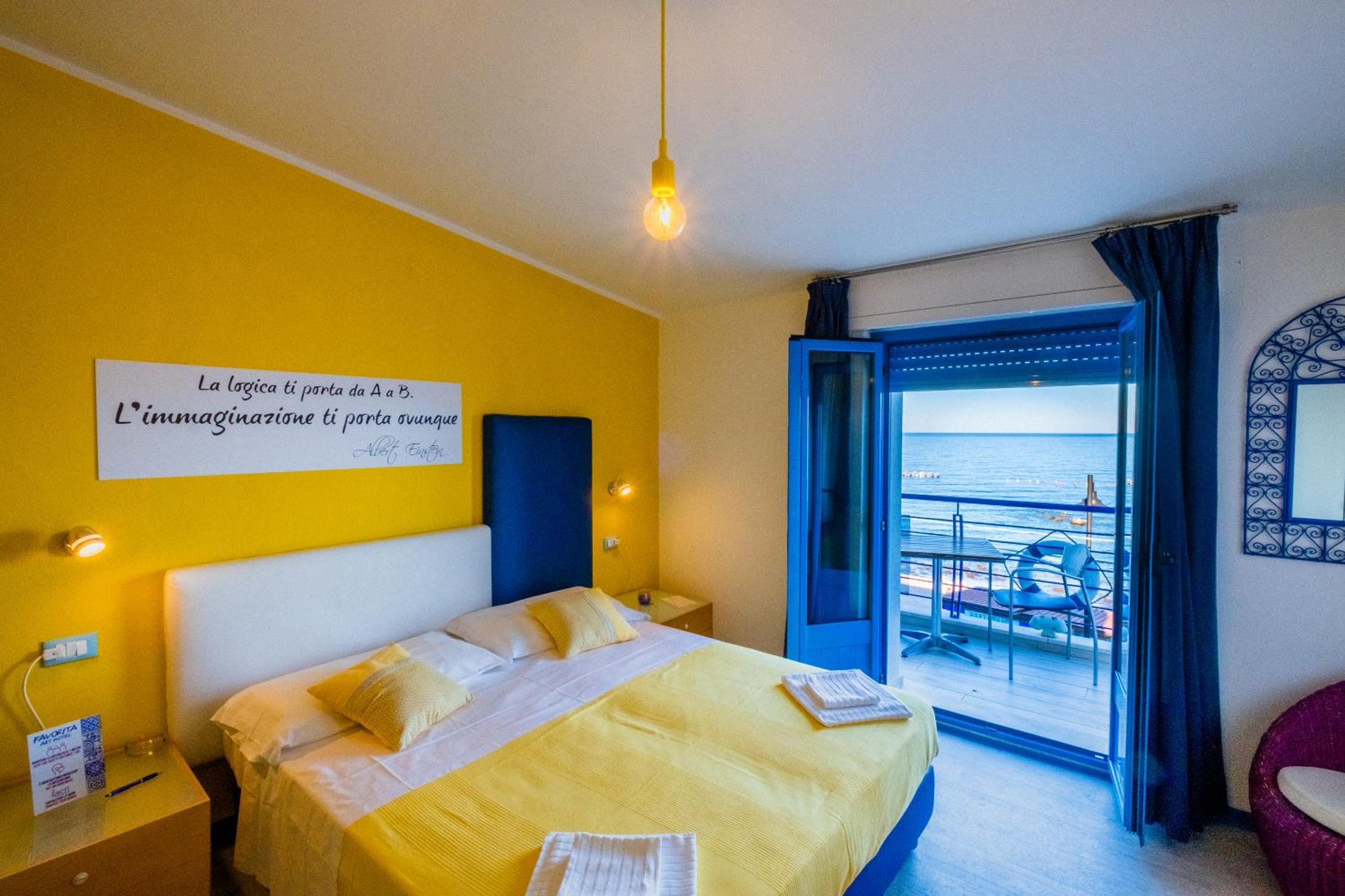 Standard Double or Twin Room with Sea View