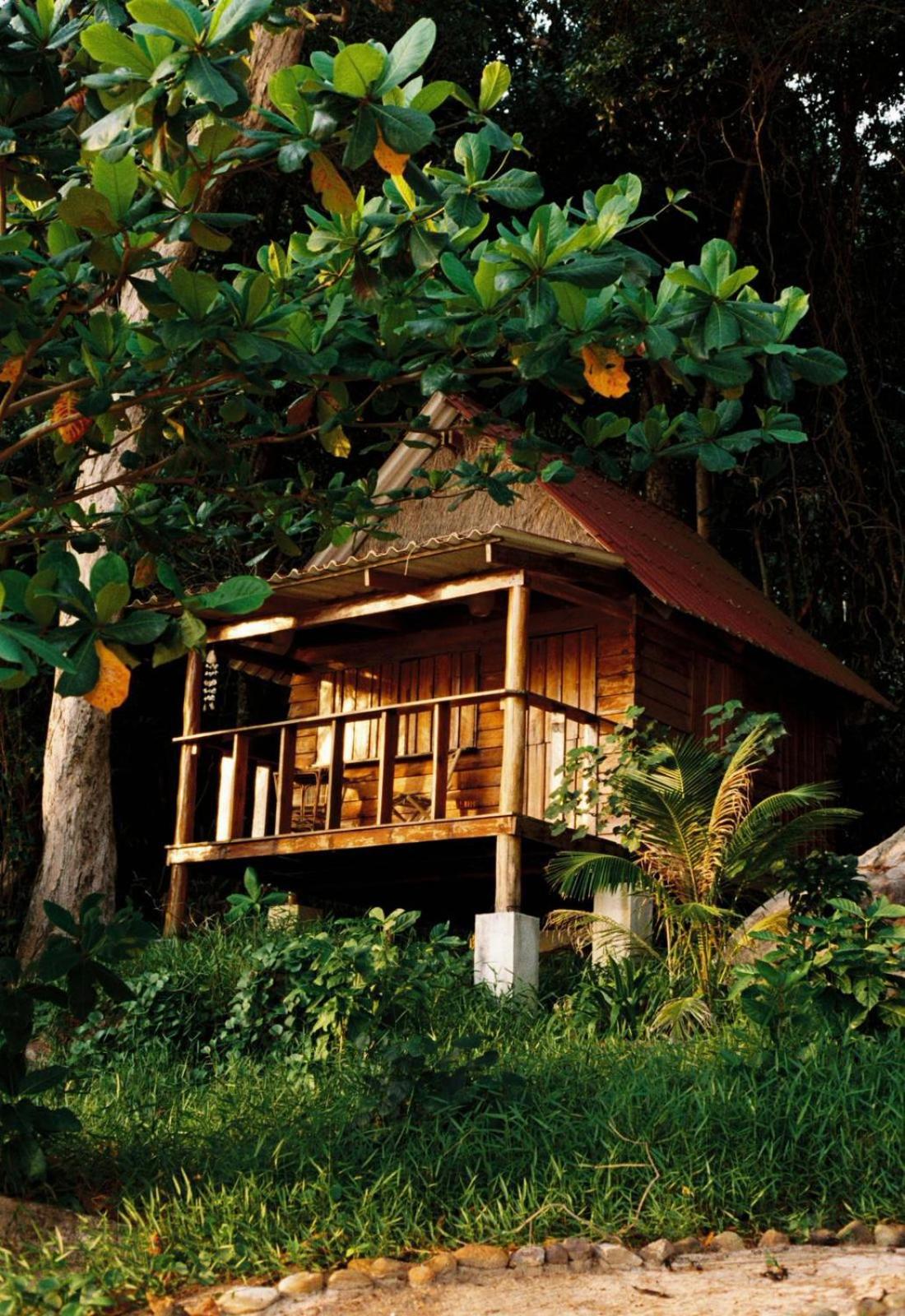 Bungalow - Beach Front - Photo 3