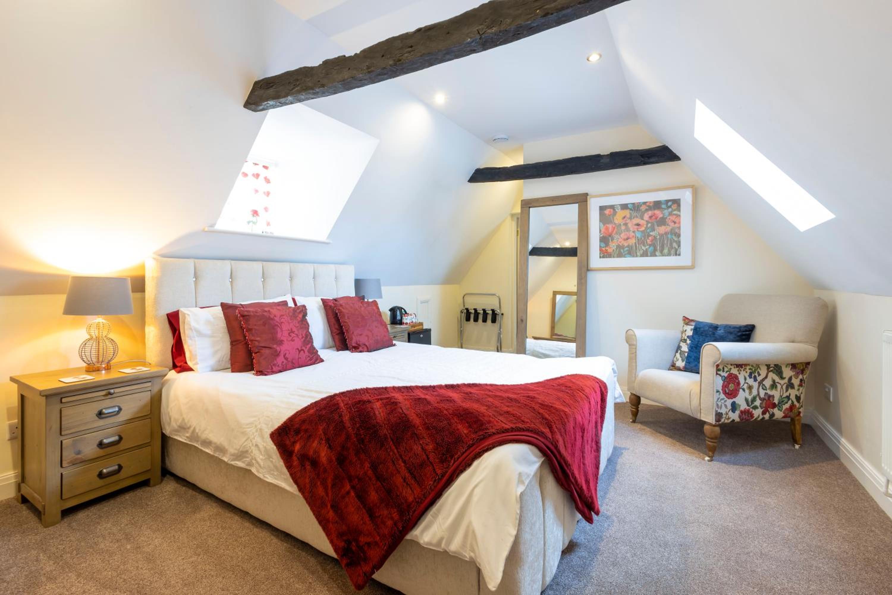 Queen Room photo 3
