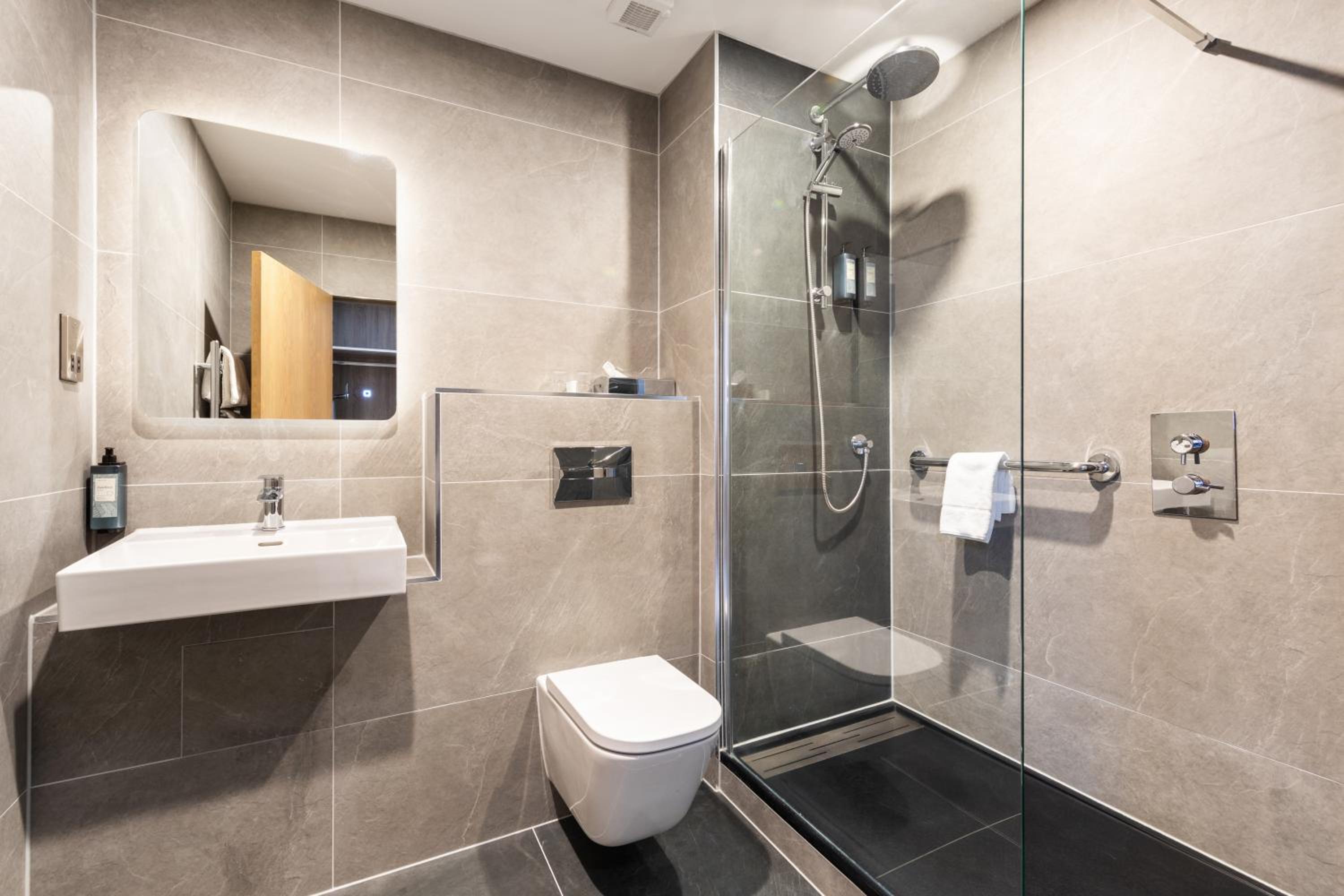 Superior Double Room - Photo 4