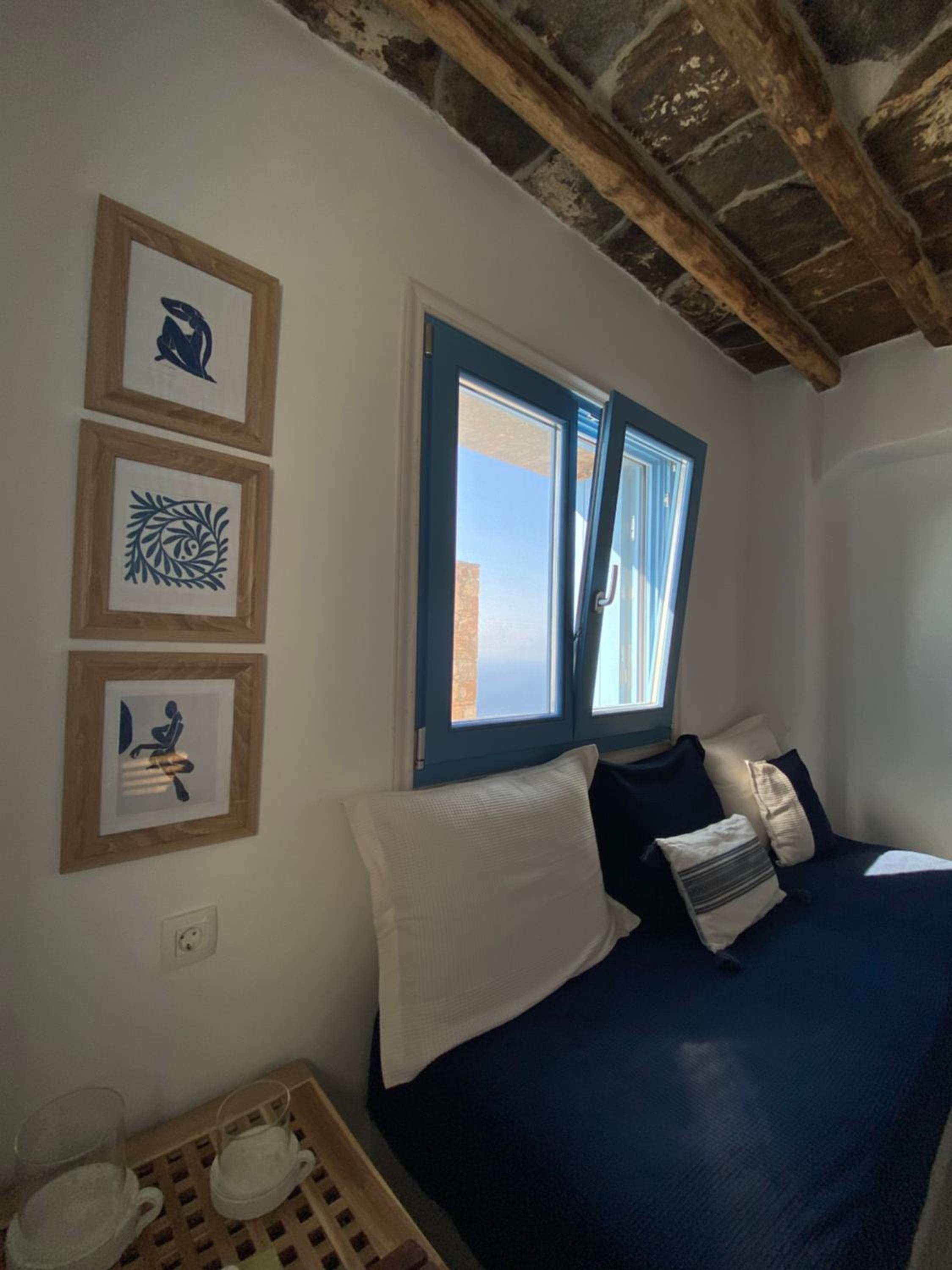 One-Bedroom House photo 3