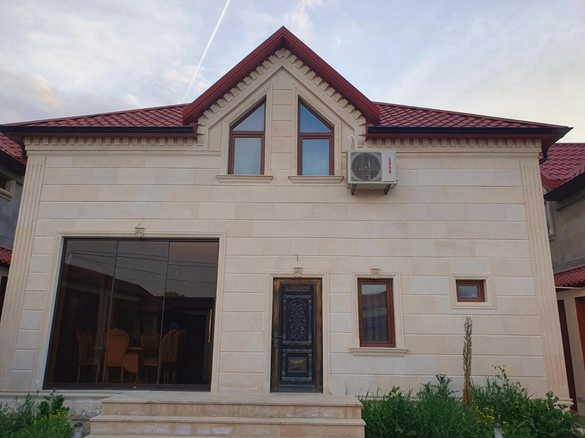 Villa photo 3