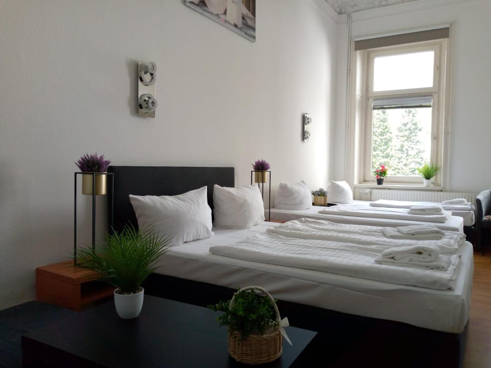 One-Bedroom Apartment - Photo 13