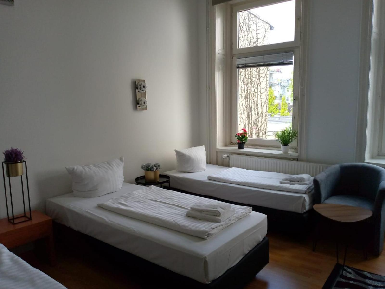 One-Bedroom Apartment - Photo 16