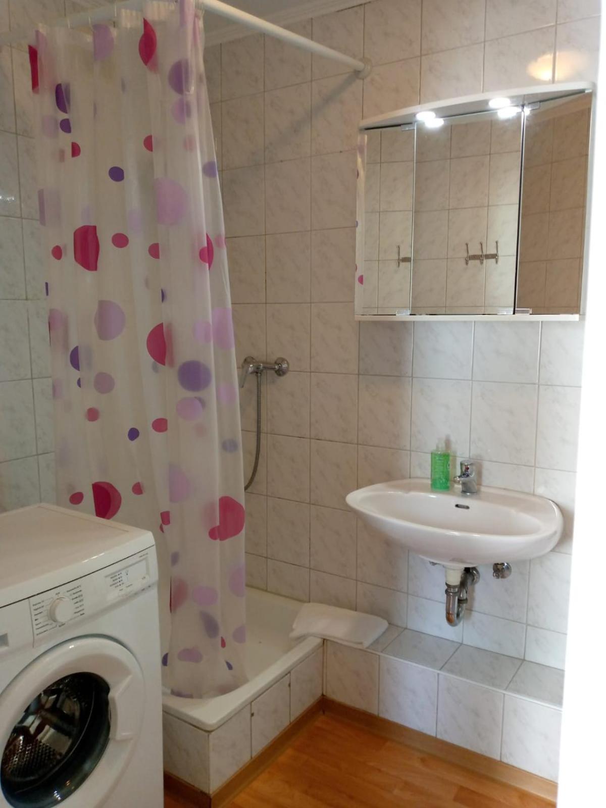 One-Bedroom Apartment - Photo 23