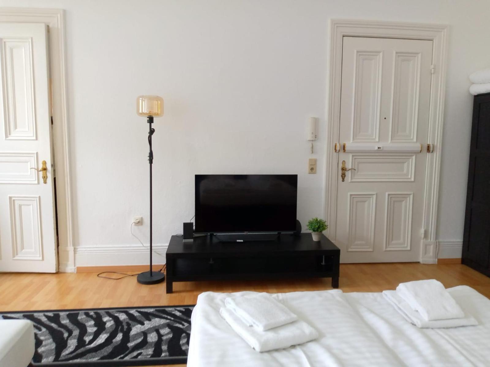 One-Bedroom Apartment - Photo 27