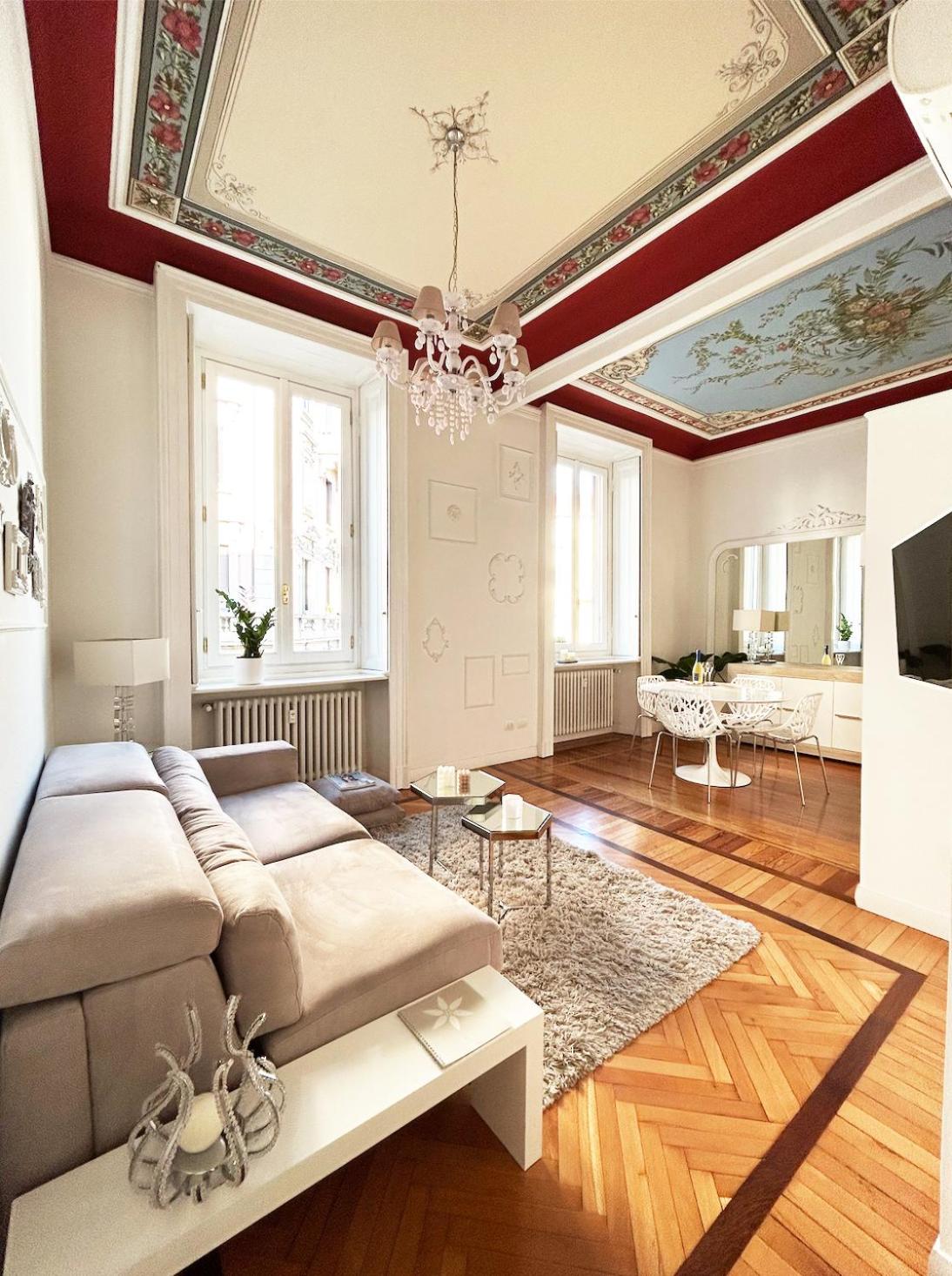 Deluxe Apartment