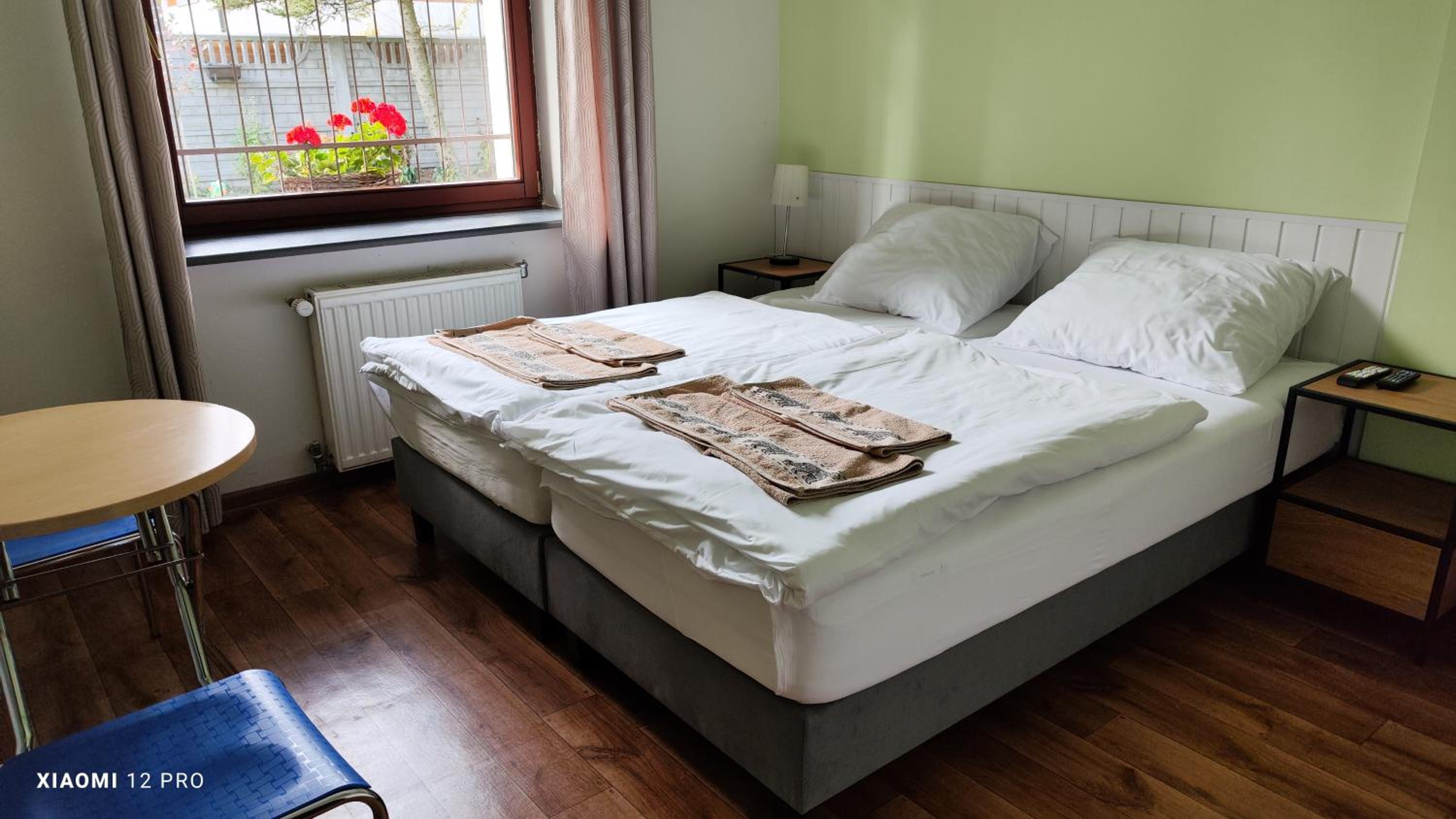 Double Room with Private Bathroom photo 1
