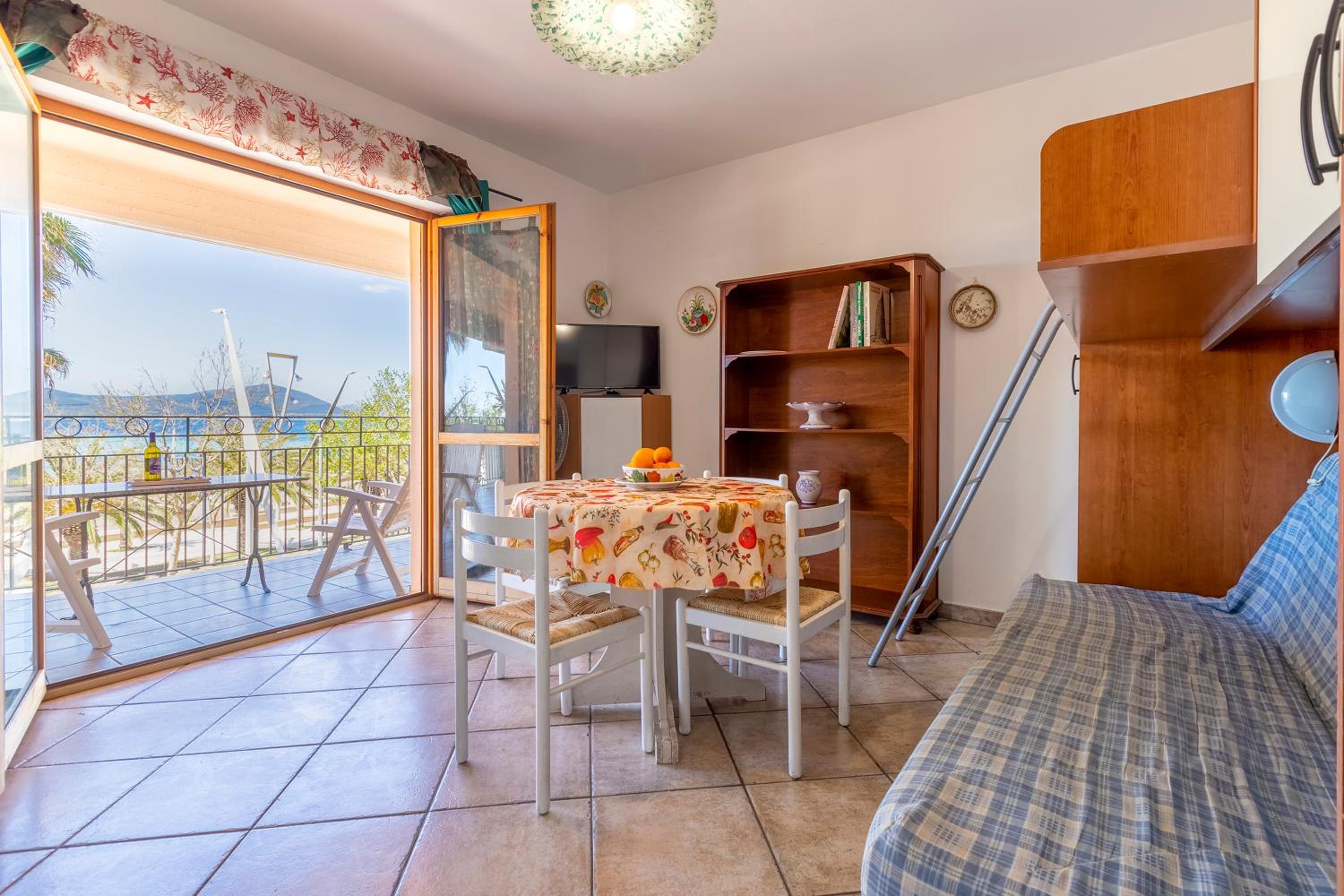 Studio Apartment with Sea View