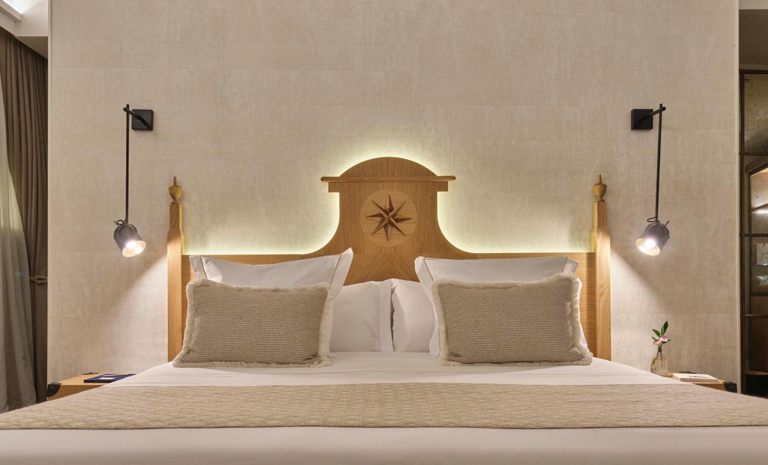 Deluxe Double Room with Spa Access - Photo 3