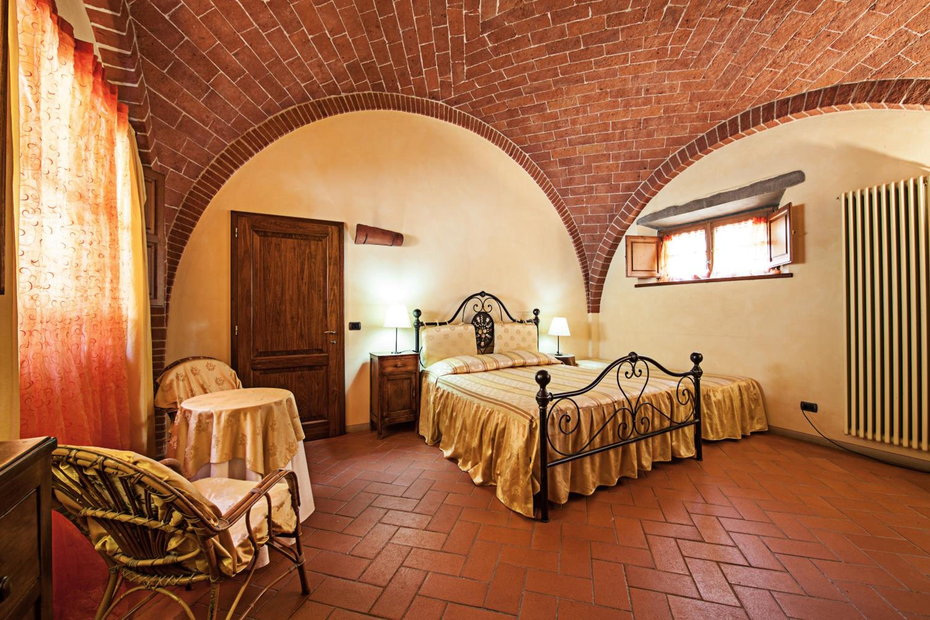 Triple Room - Photo 1