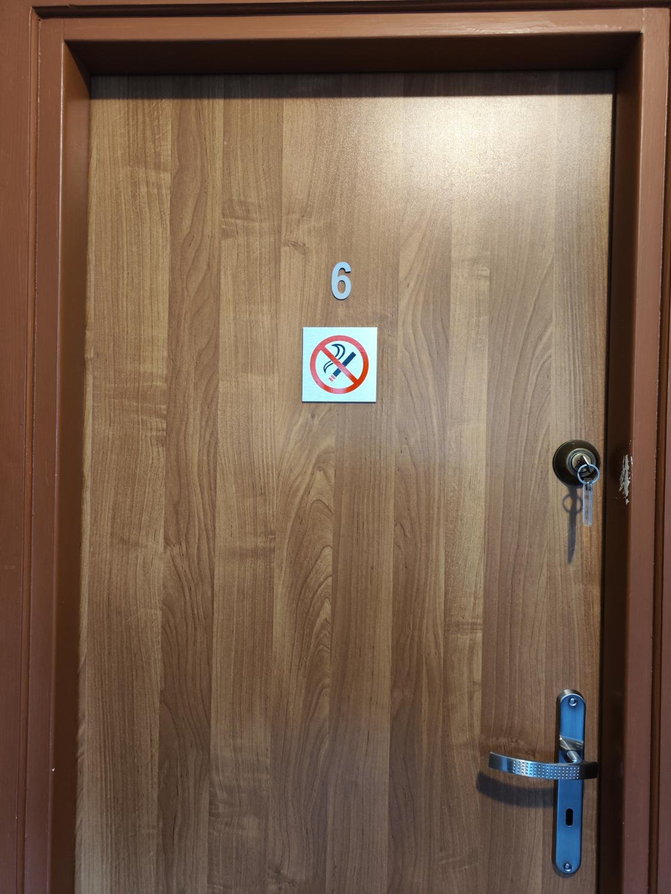 Double Room with Private Bathroom - Photo 2