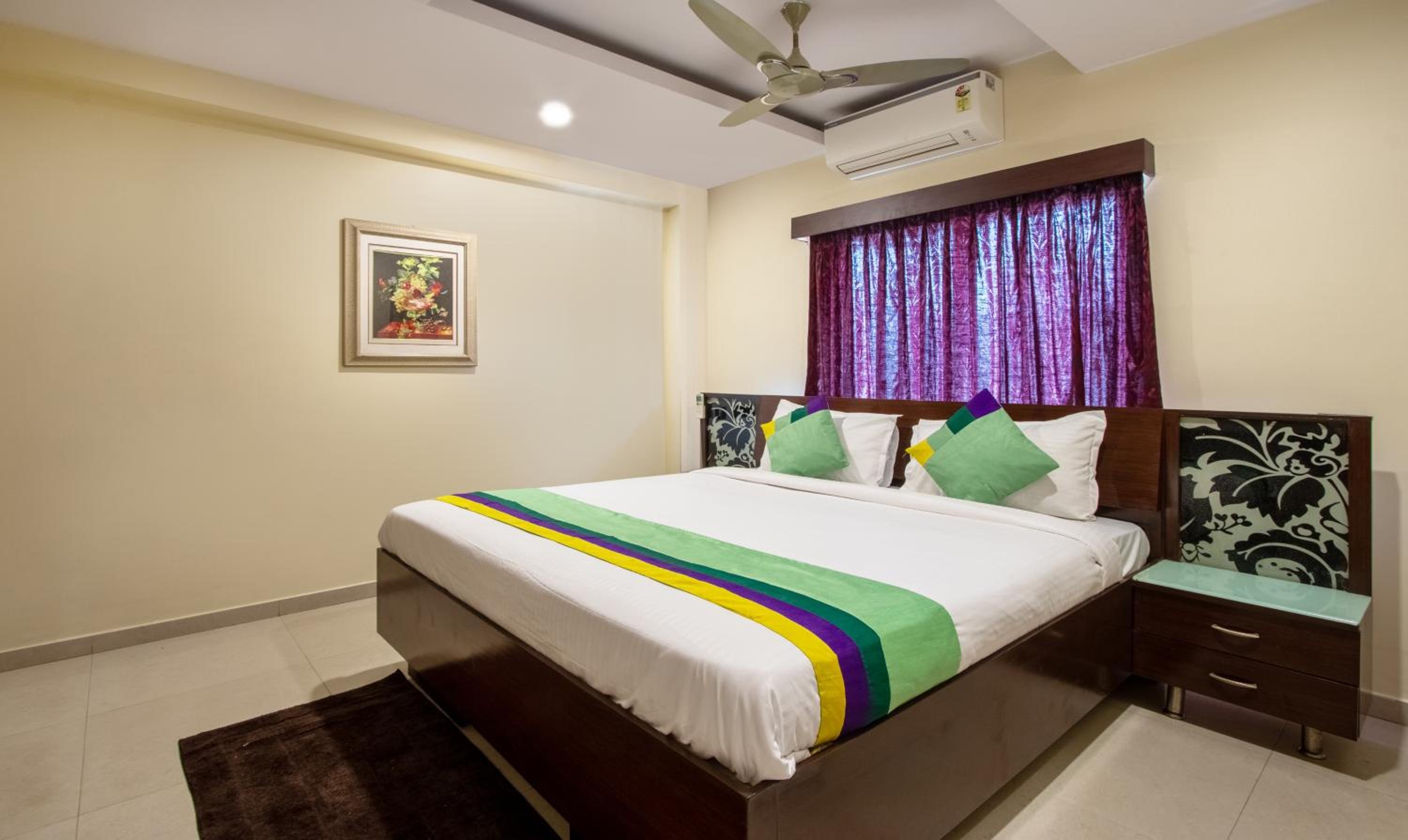 Standard Room With King Bed photo 1