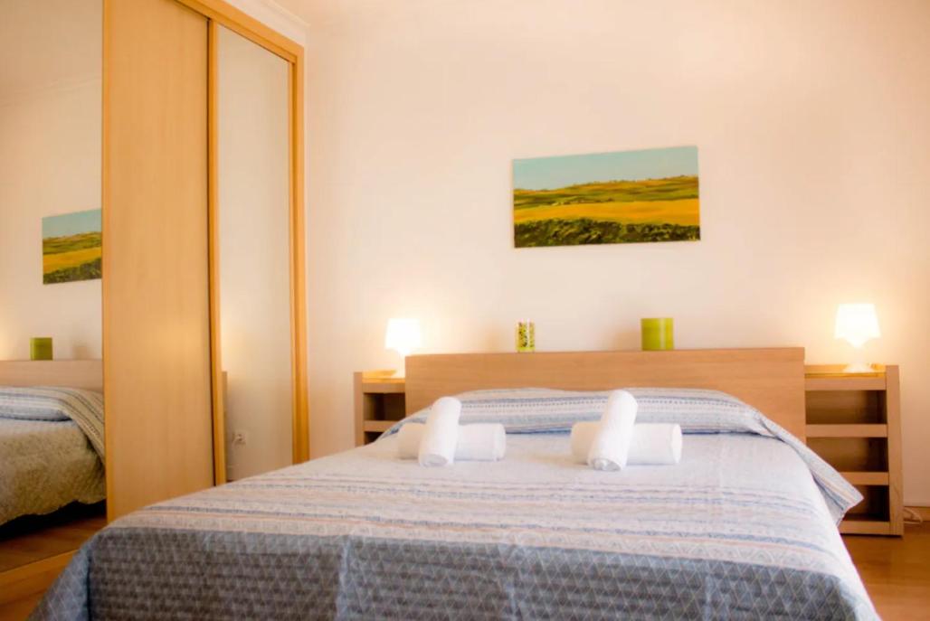 Double Room with Shared Bathroom photo 2