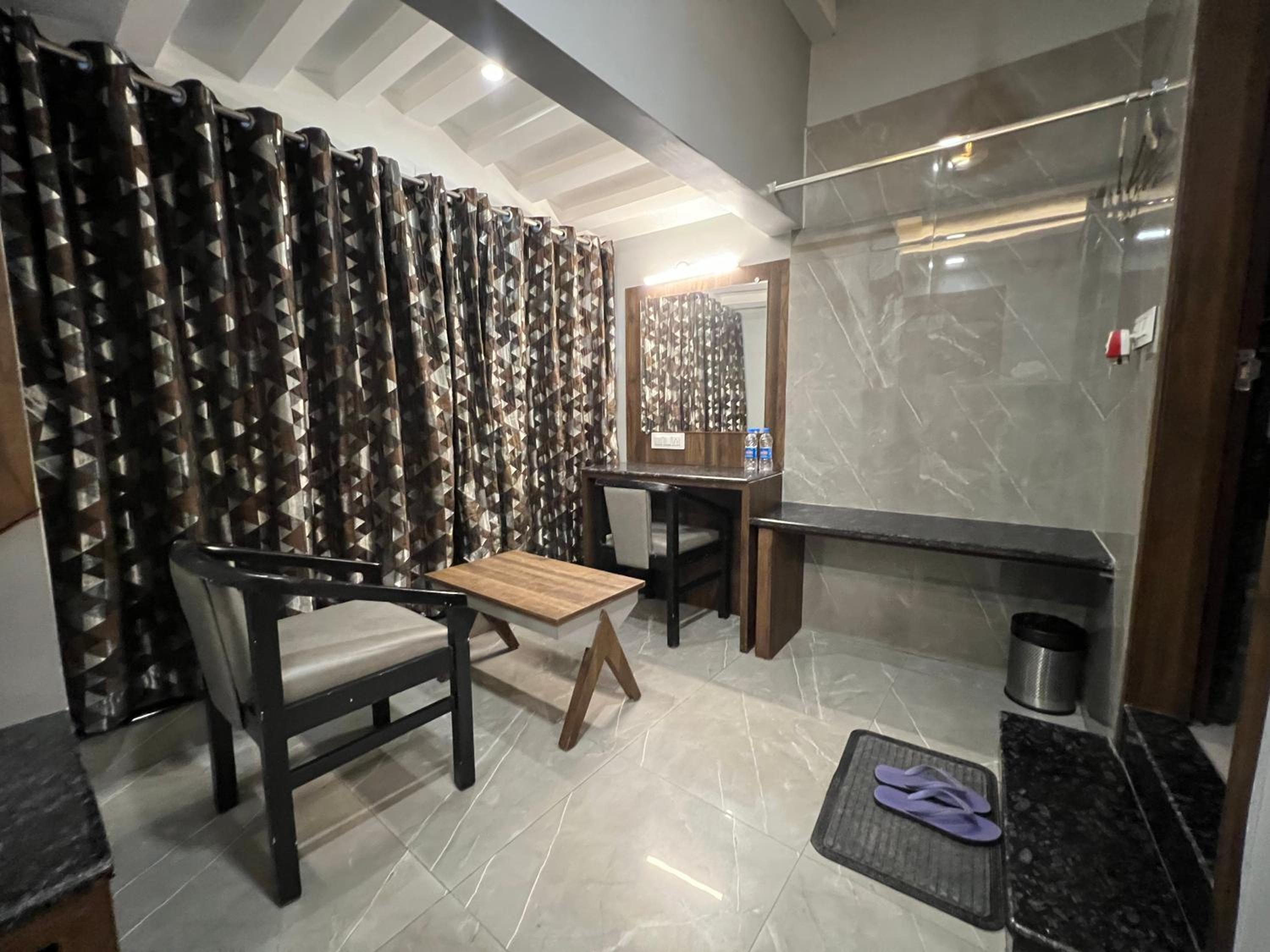 Superior Queen Room - Photo 6