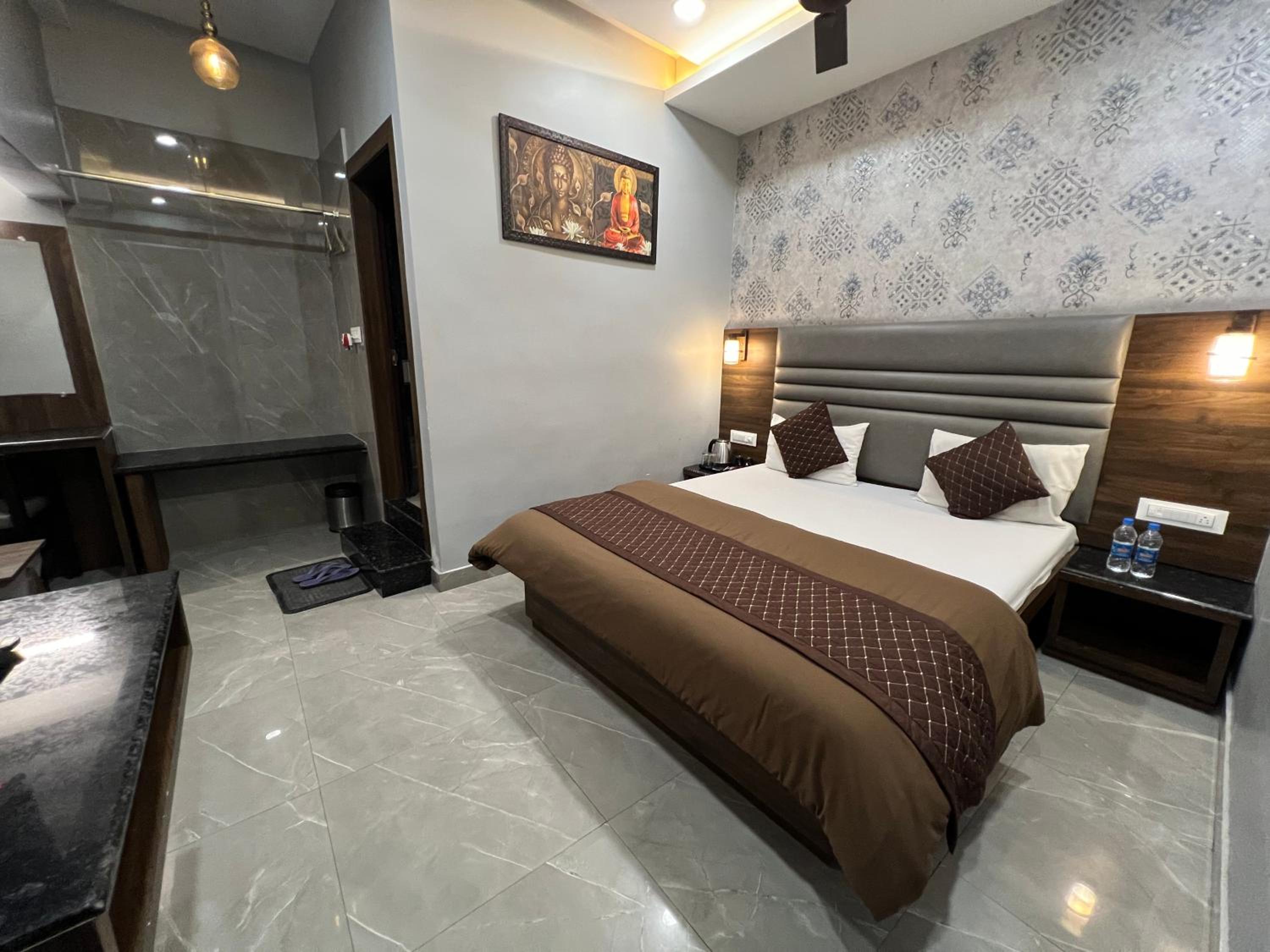 Superior Queen Room - Photo 3
