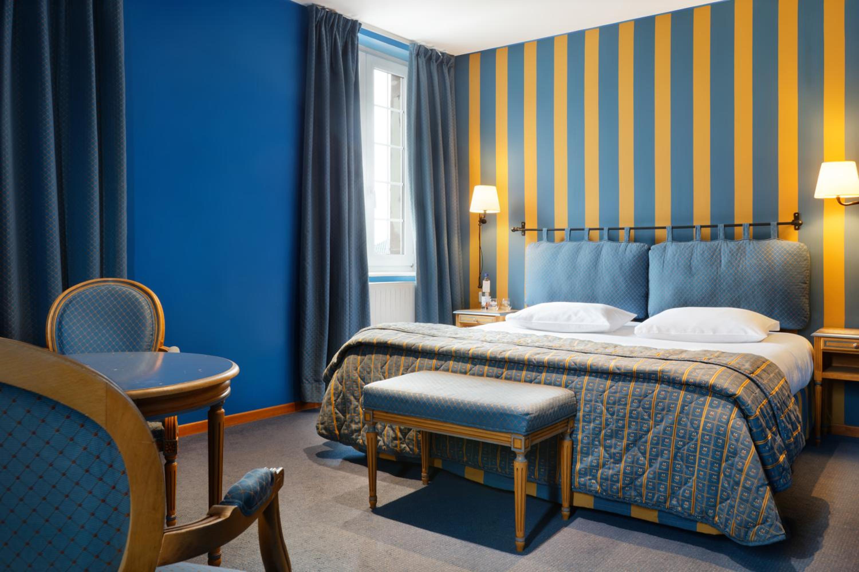 Chambre Tradition Balnéo - Photo 1
