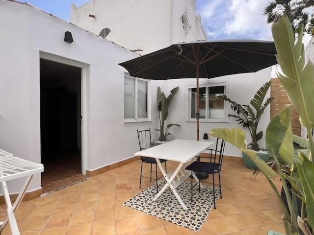 One-Bedroom House photo 2