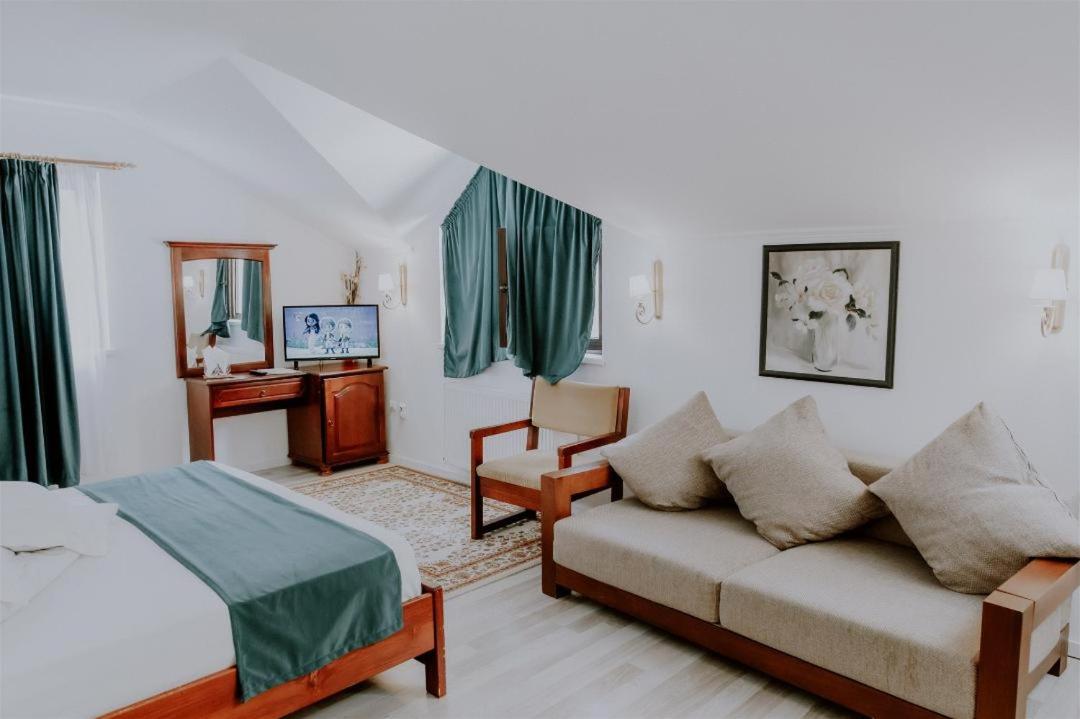 Double Room photo 2