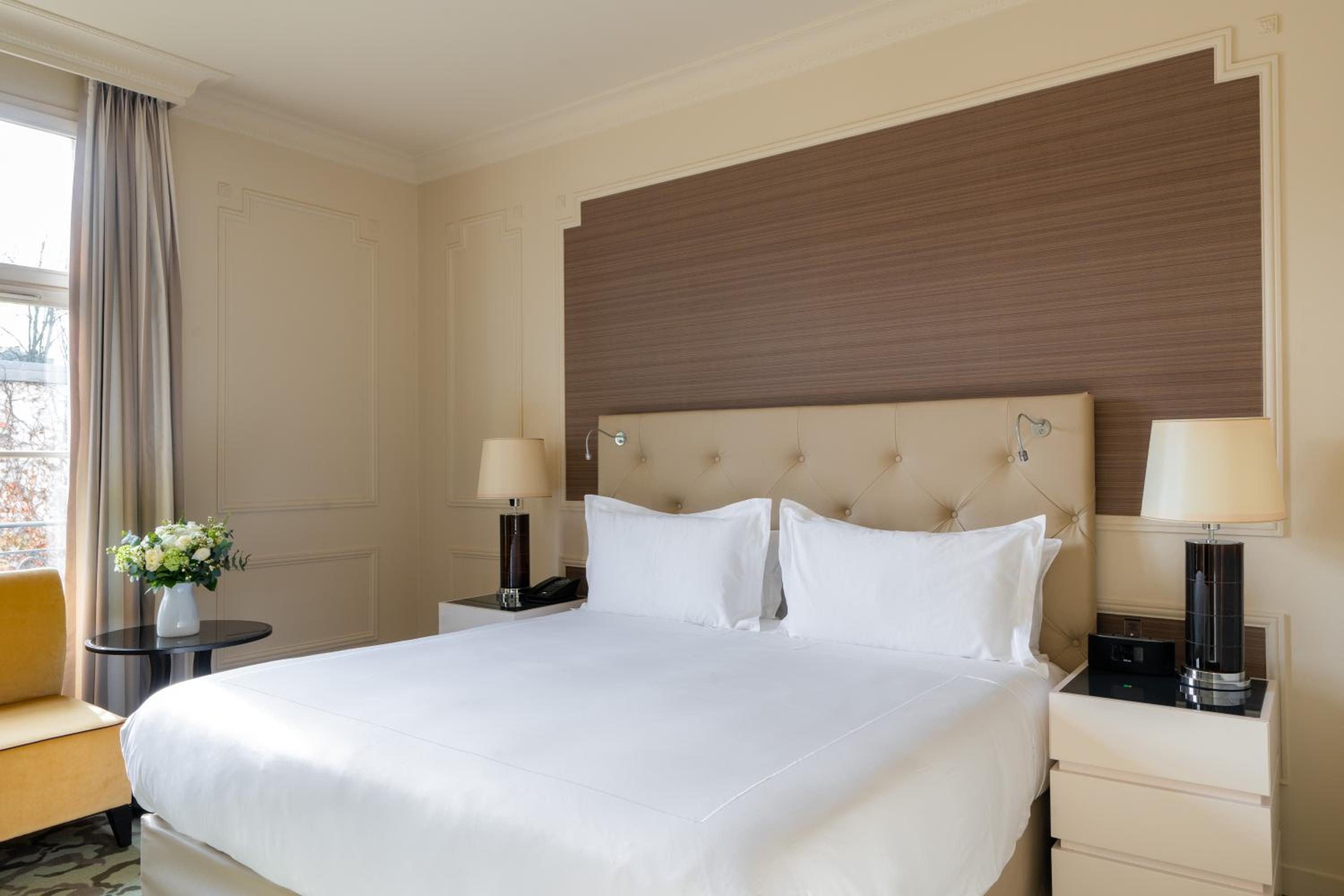 Pavillon 4 Star - King Room