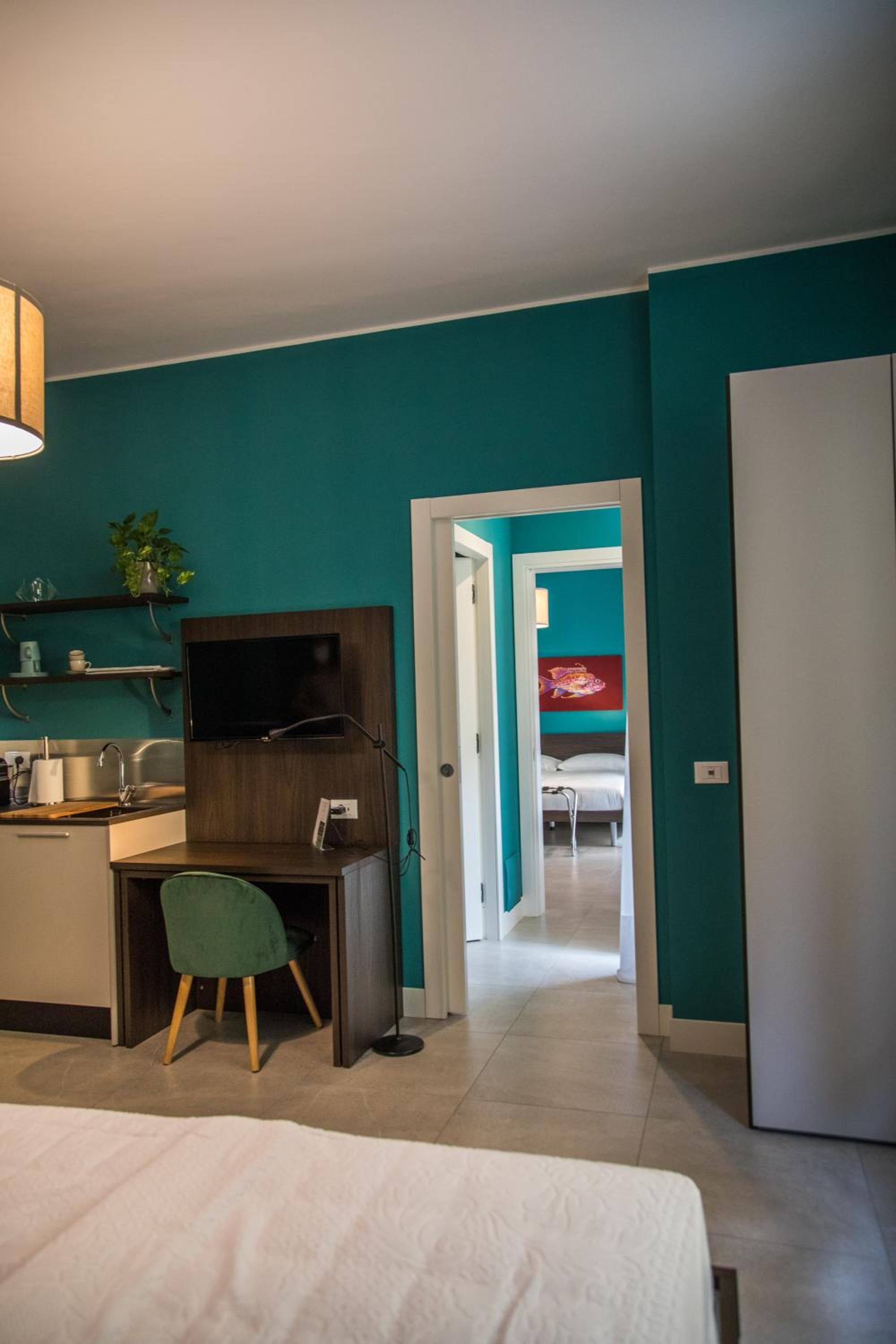 Triple Room with Balcony - Photo 1