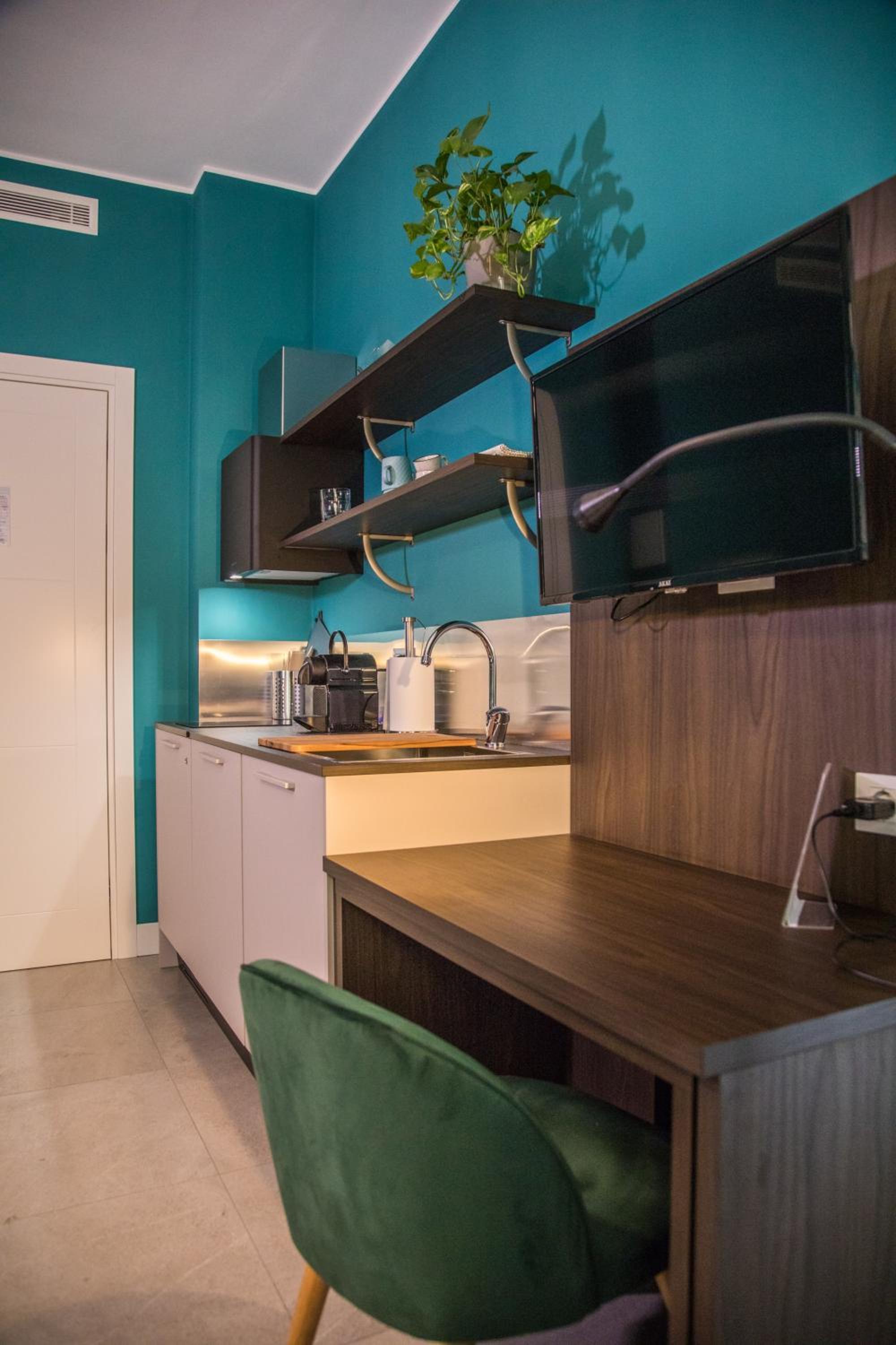 Triple Room with Balcony - Photo 3