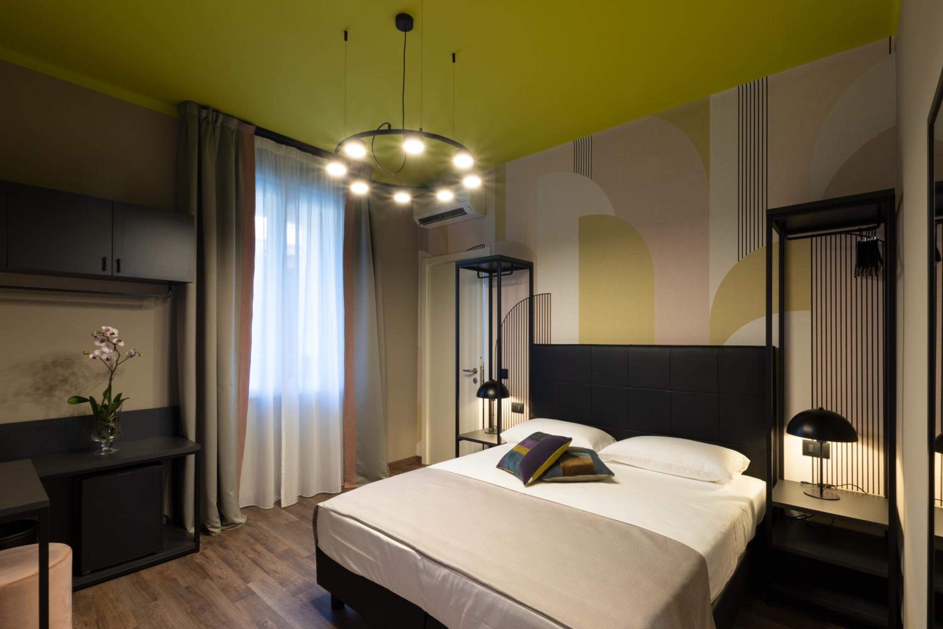 Standard Double or Twin Room - Photo 1