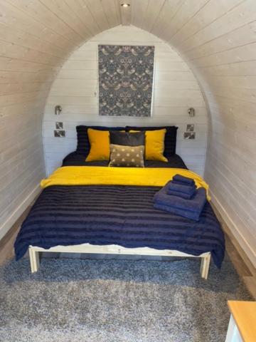 Double Room with Shared Bathroom photo 1