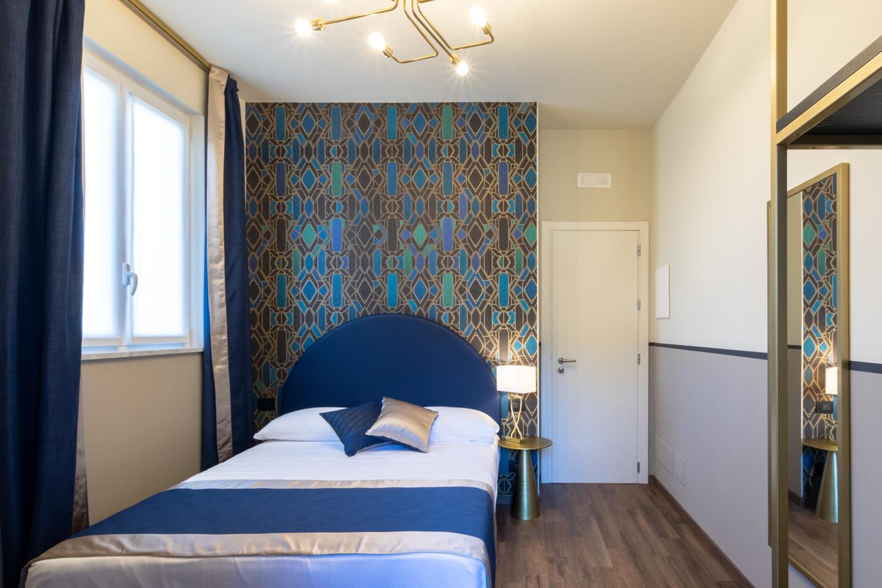 Queen Room - Photo 1