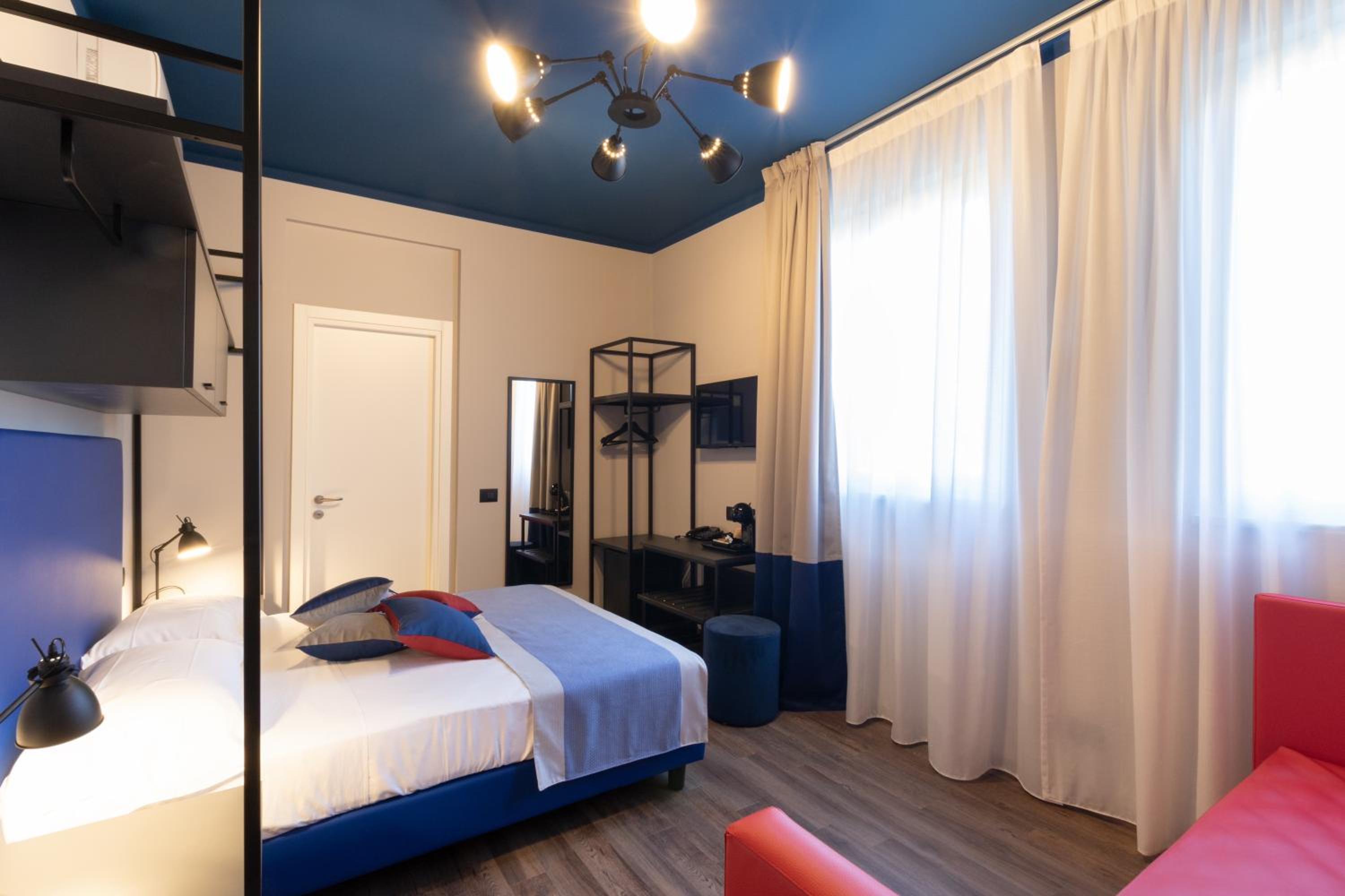 Triple Room - Photo 3