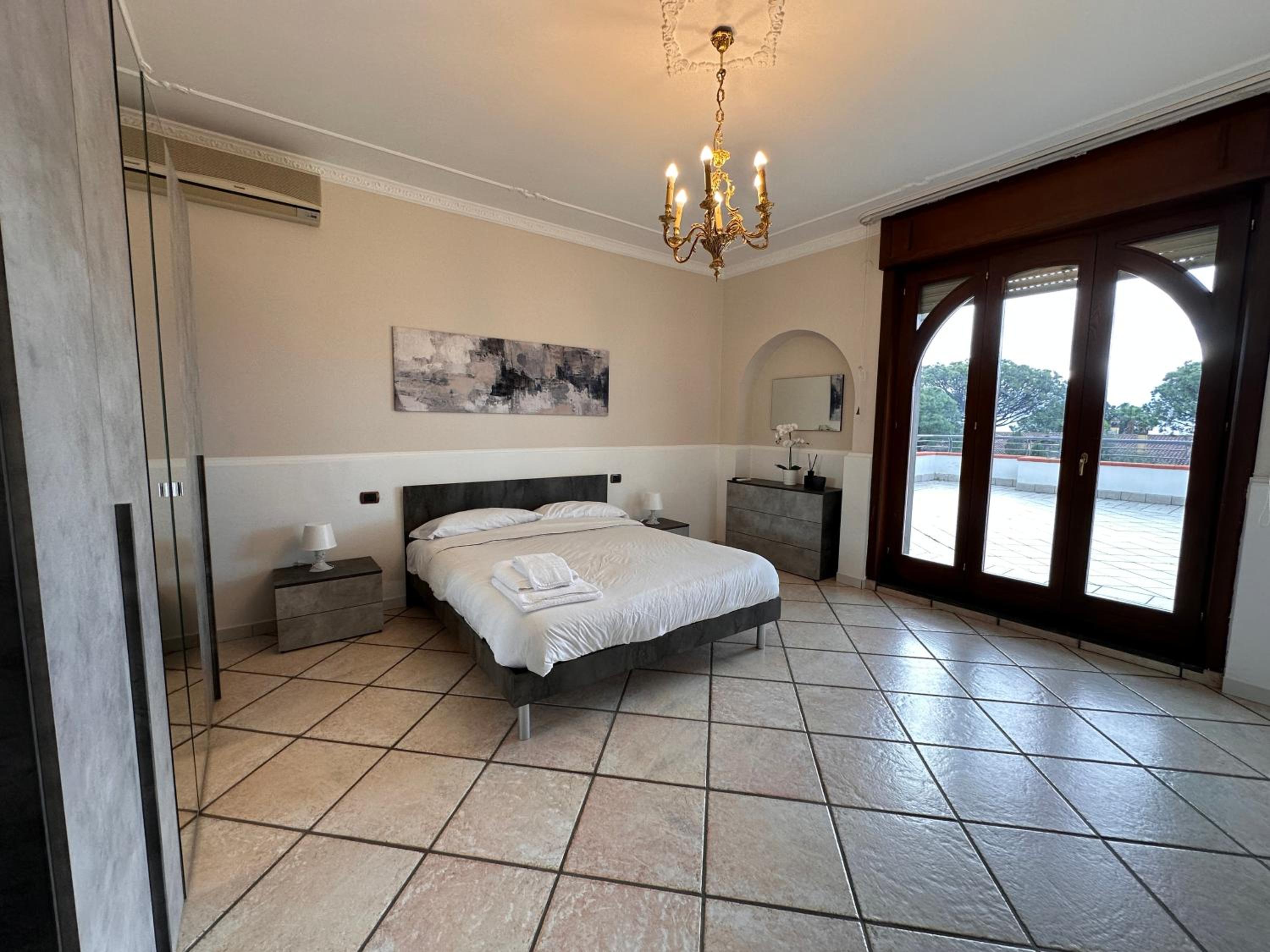 Family Room with Terrace - Photo 8