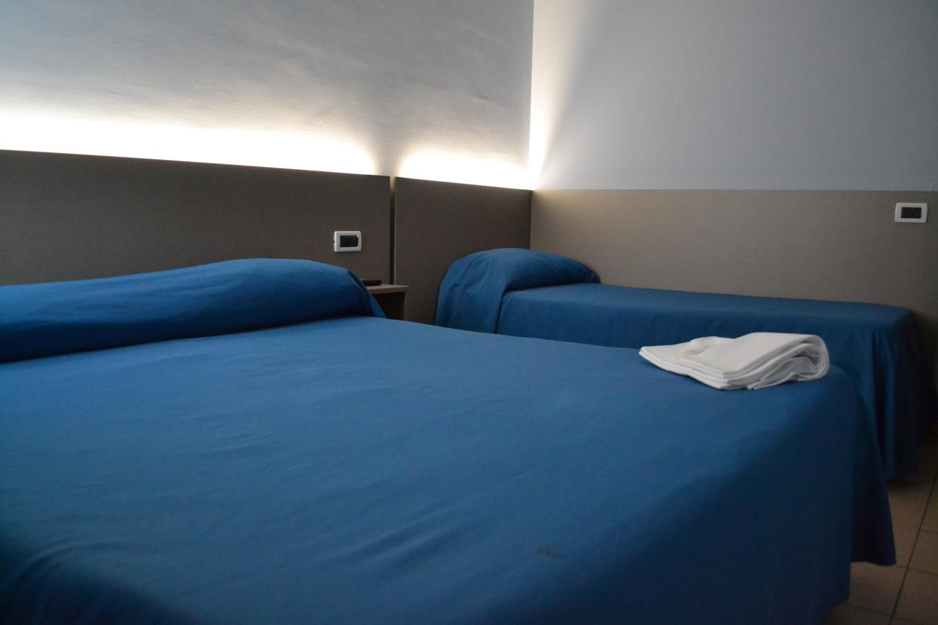 Triple Room photo 3