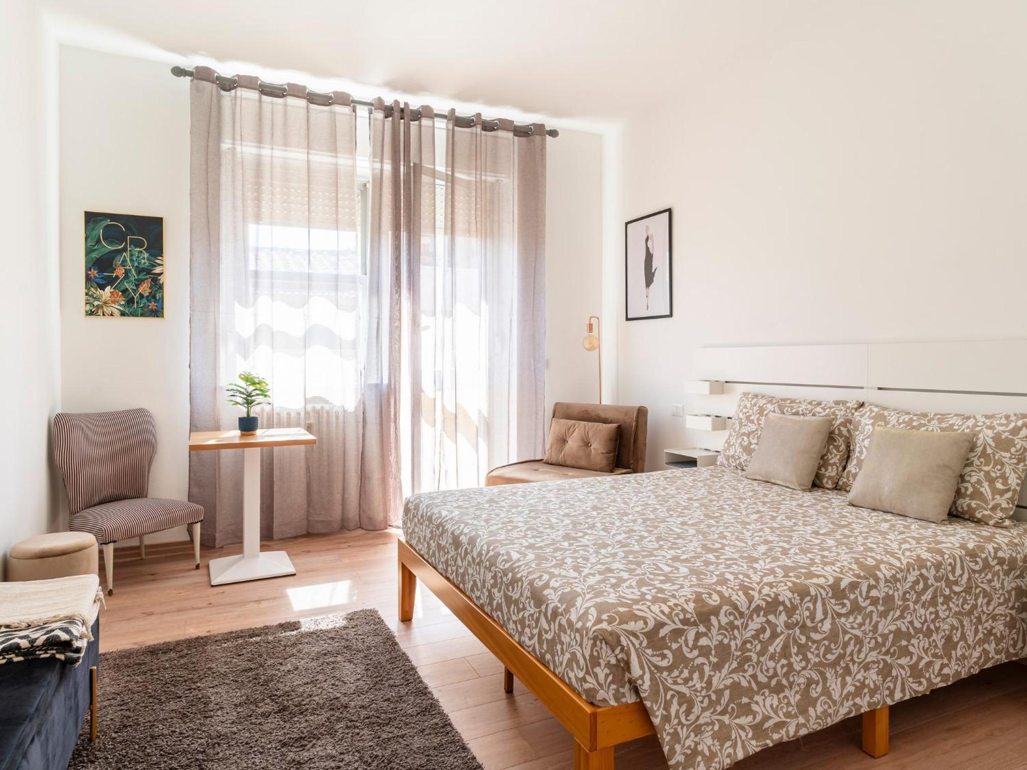 Apartment photo 1