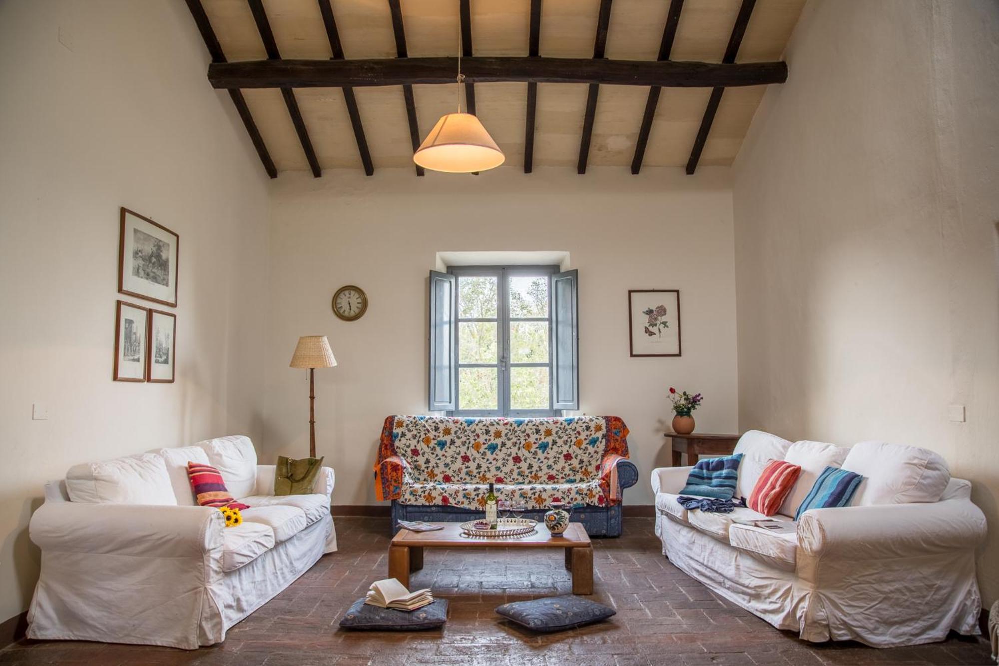 Villa photo 2