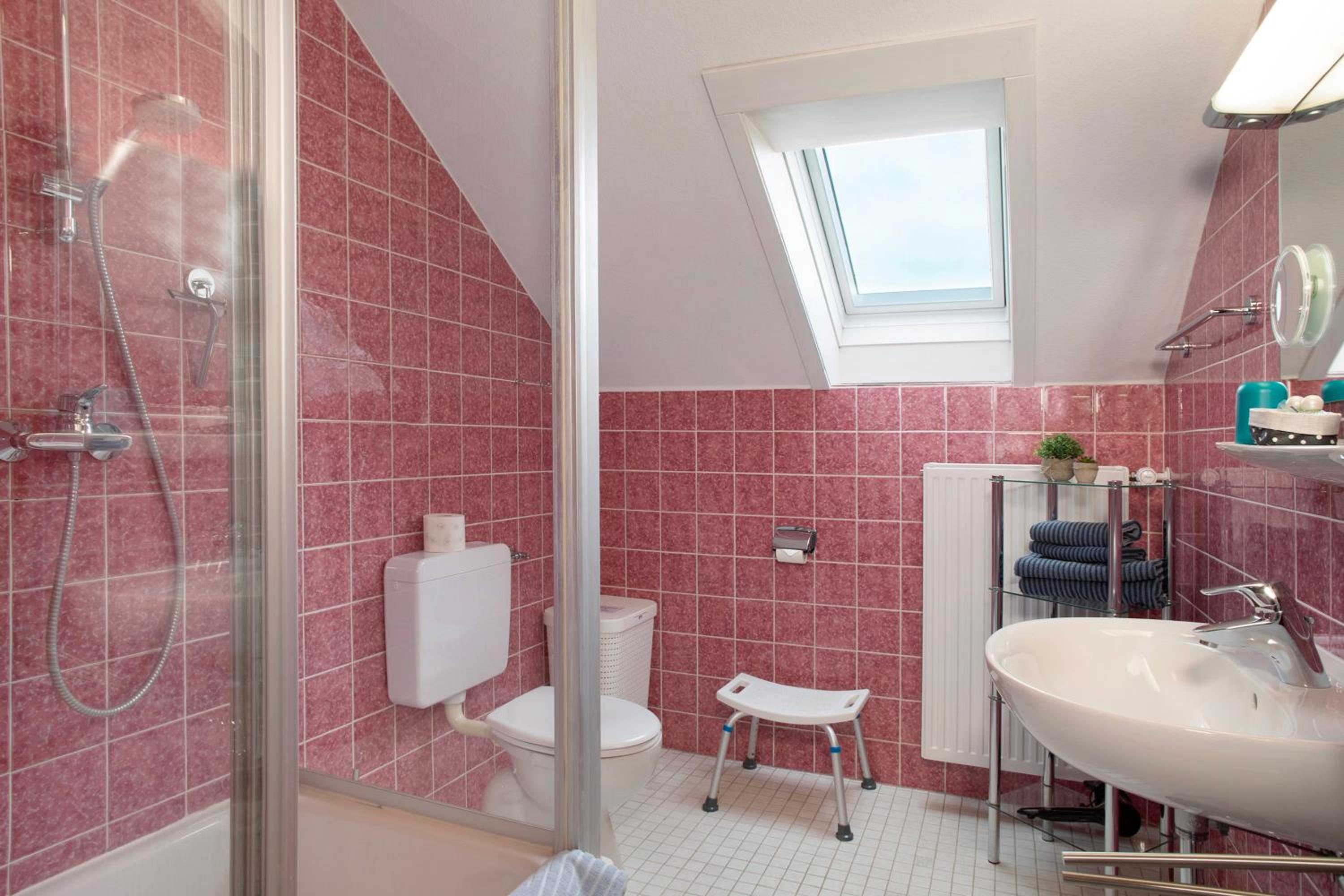 Two-Bedroom Deluxe Apartment with Garden View photo 3