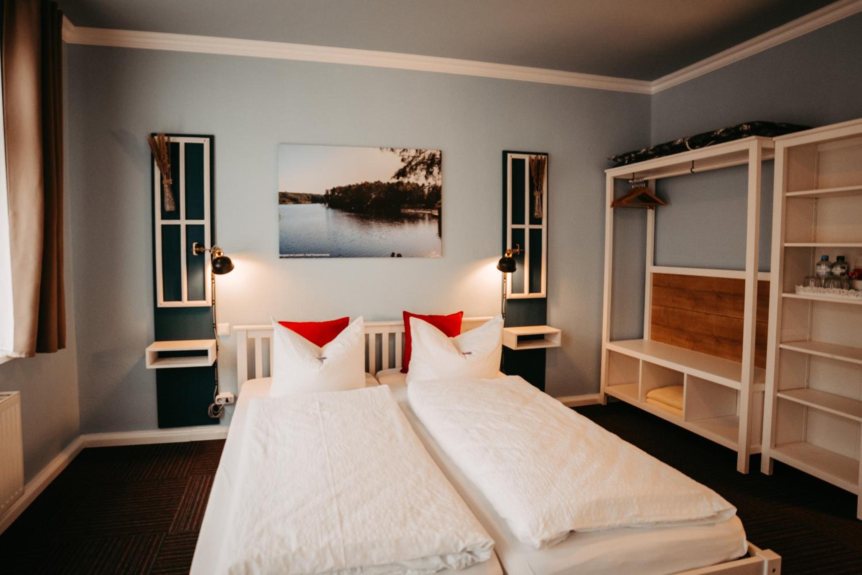 Double Room - Photo 8