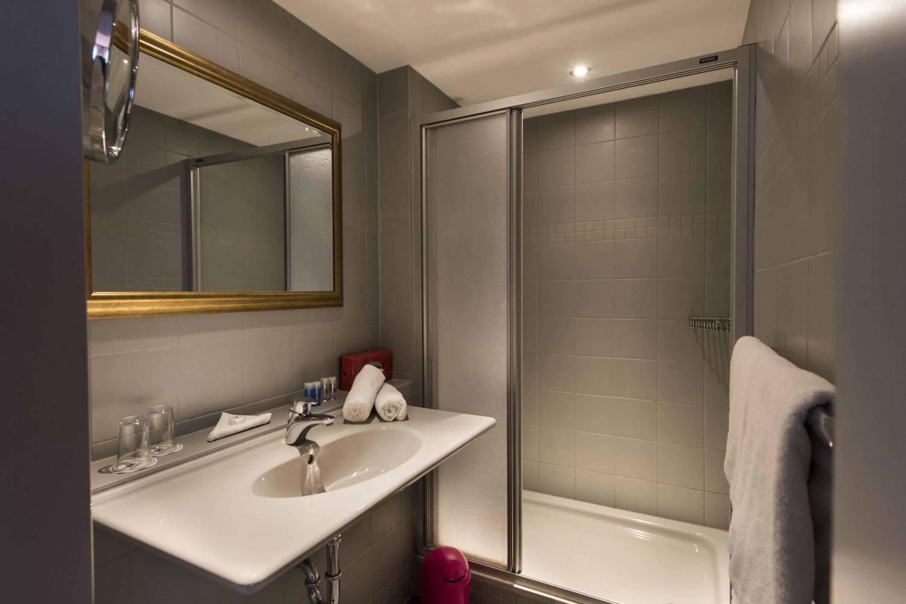 Classic Double Room Landside