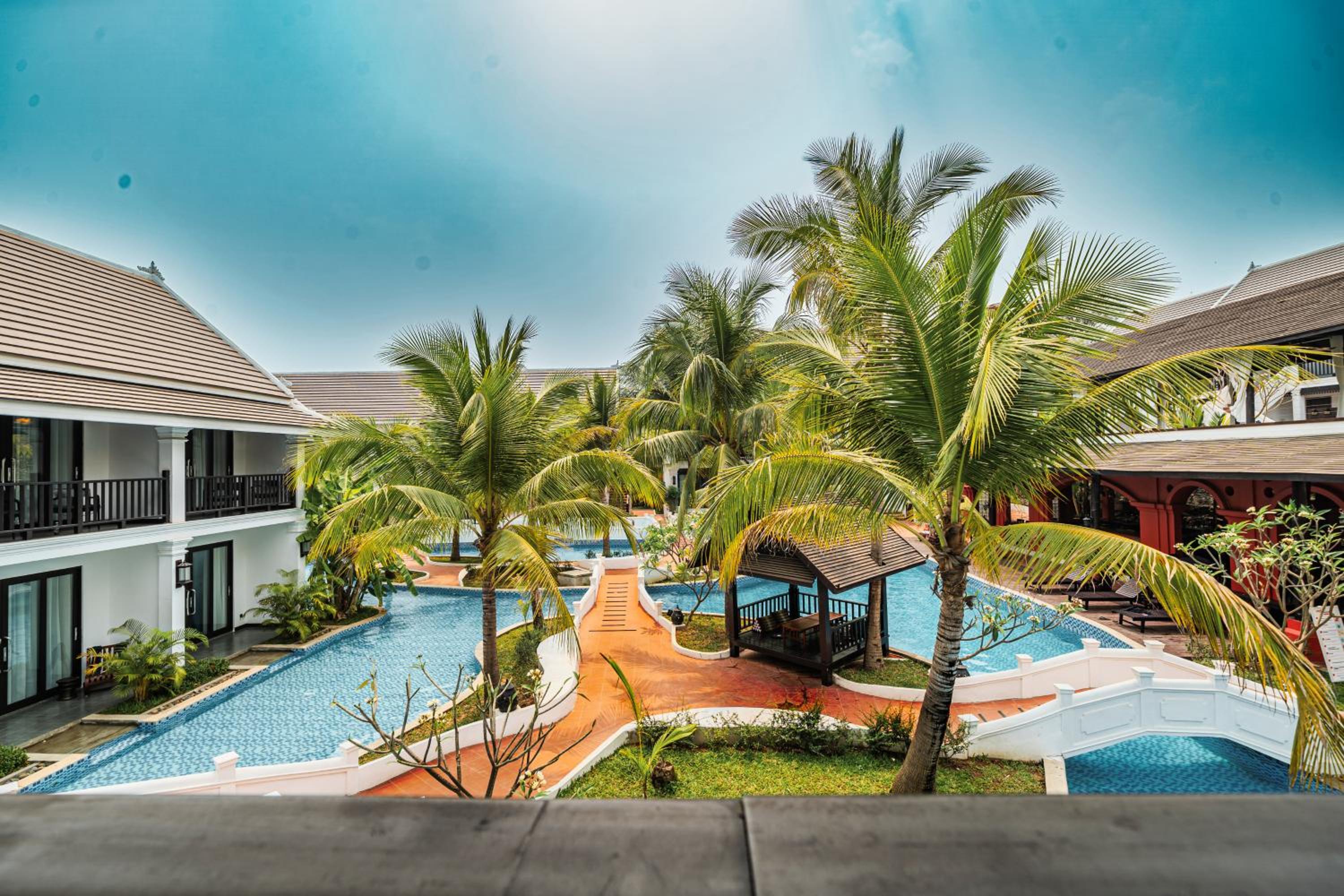Twin Room with Pool View - Photo 1
