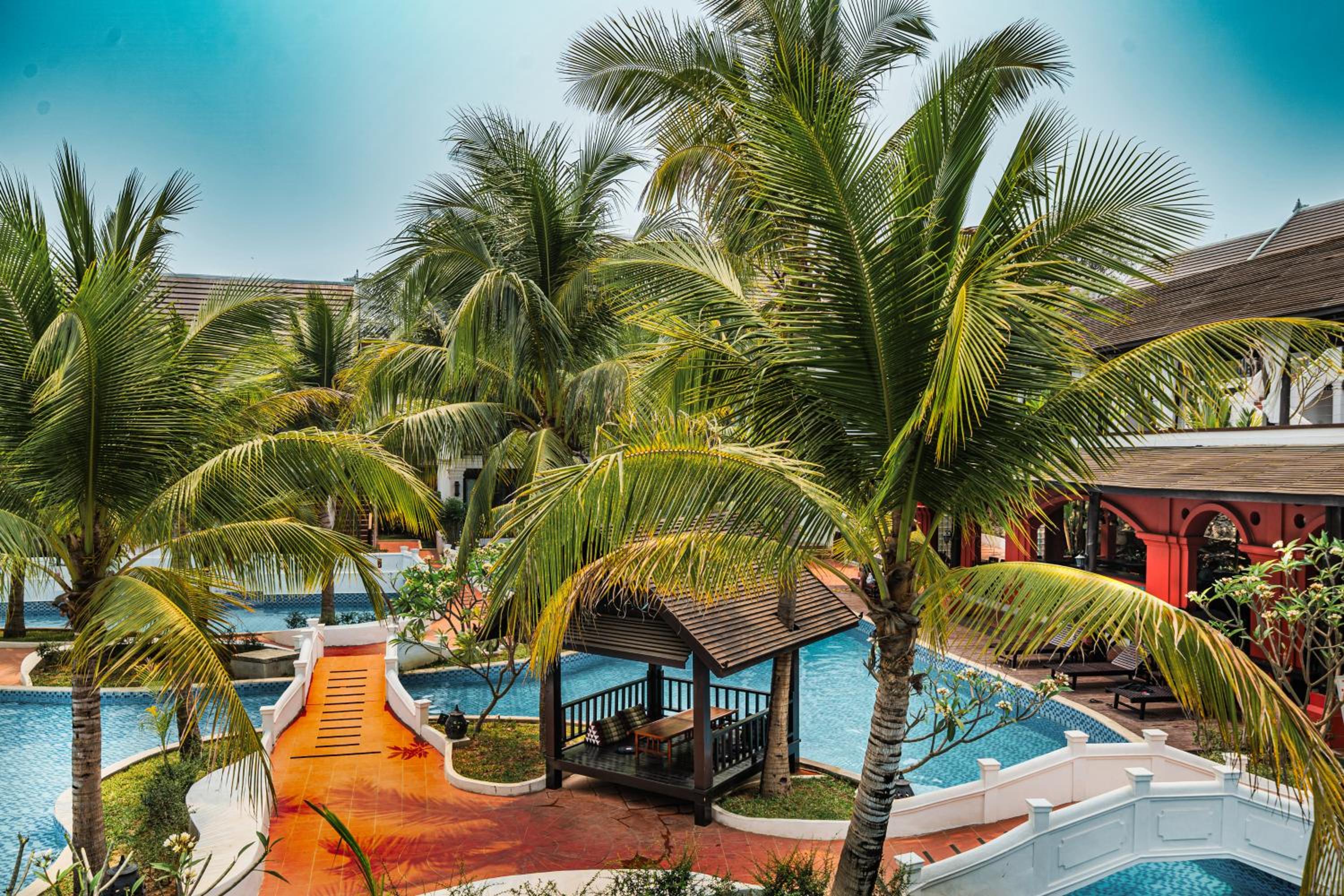 Twin Room with Pool View - Photo 2