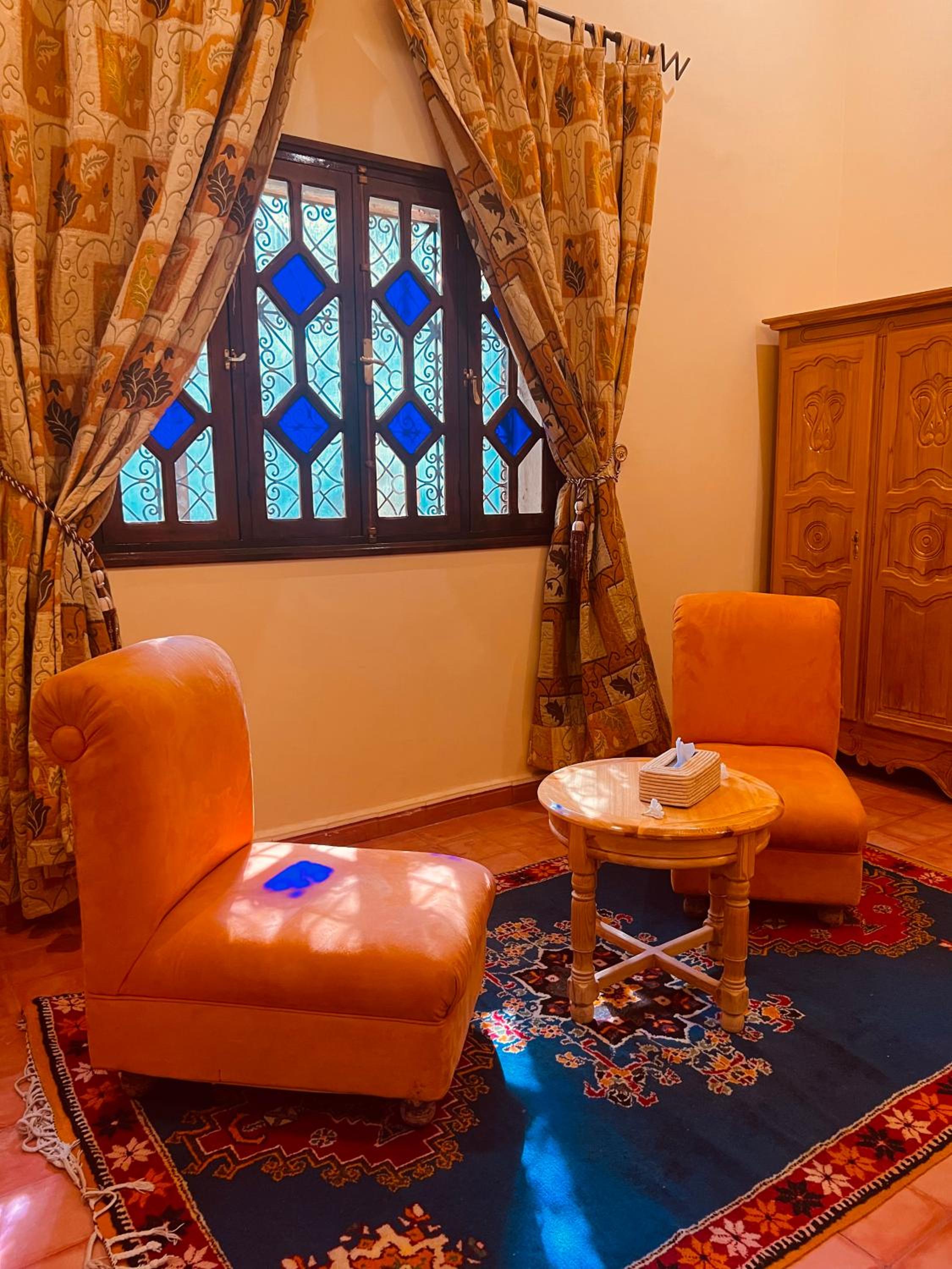 Junior Suite with Garden View - Photo 13