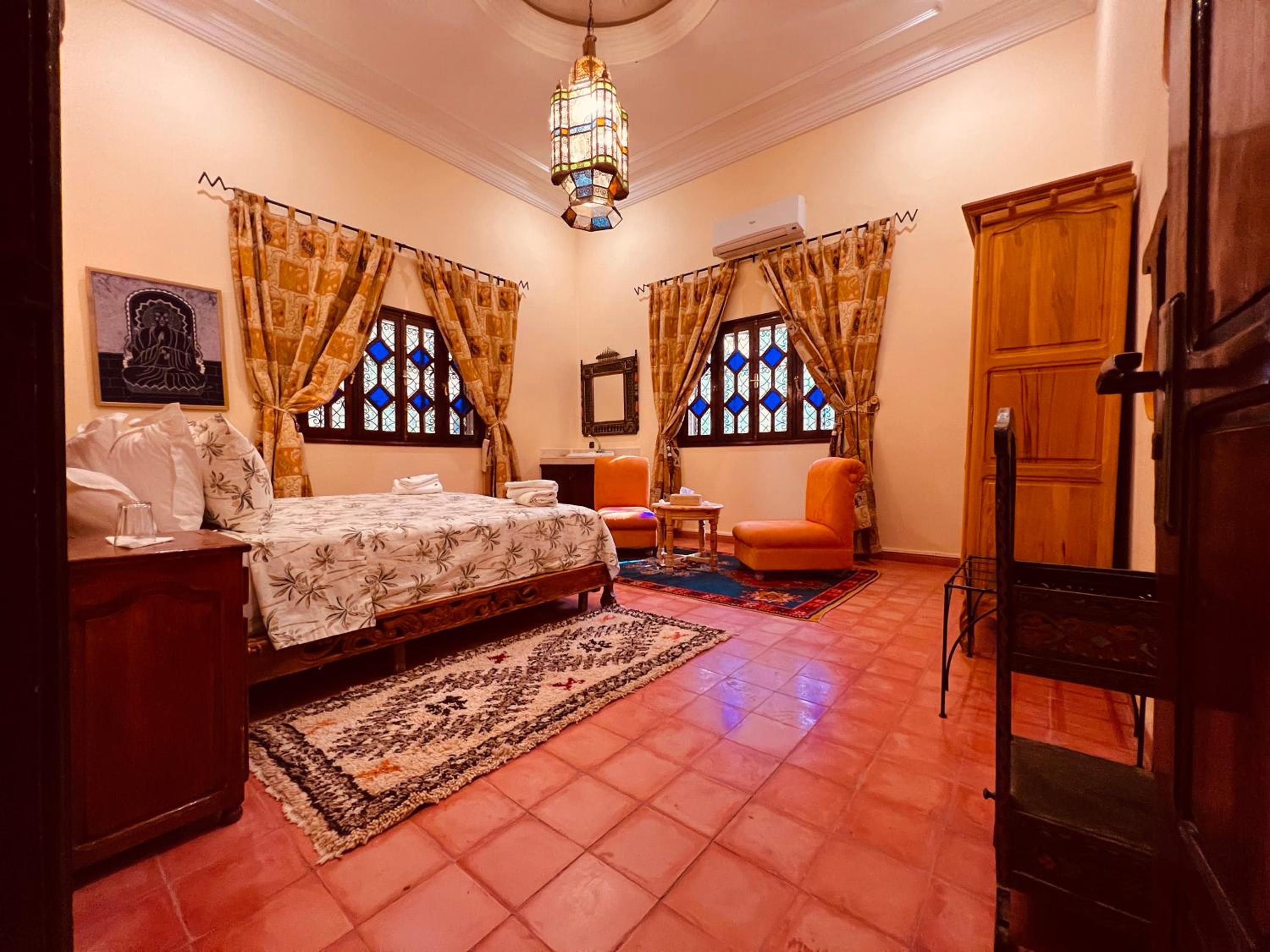 Junior Suite with Garden View - Photo 2
