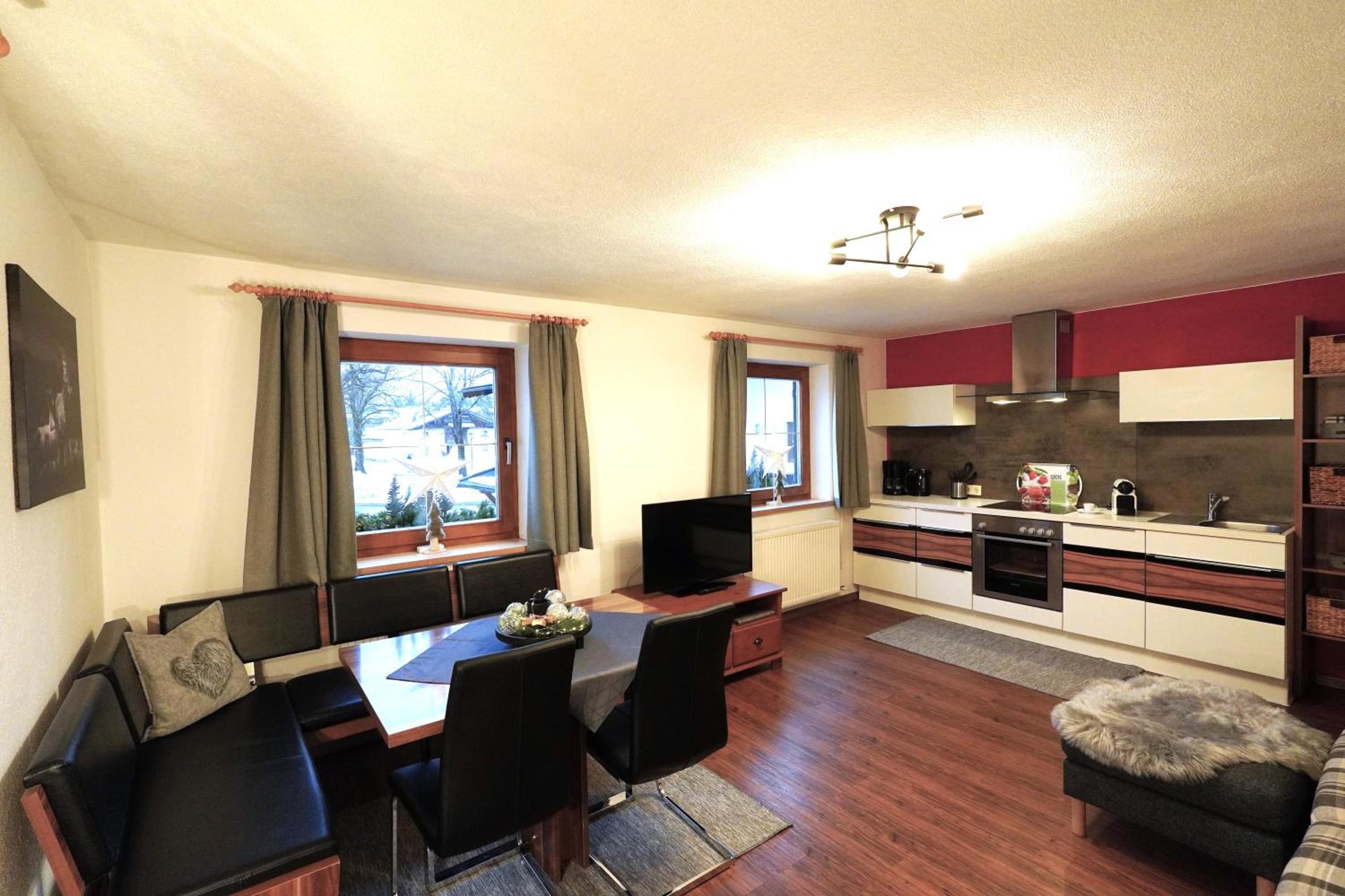 Apartment photo 3