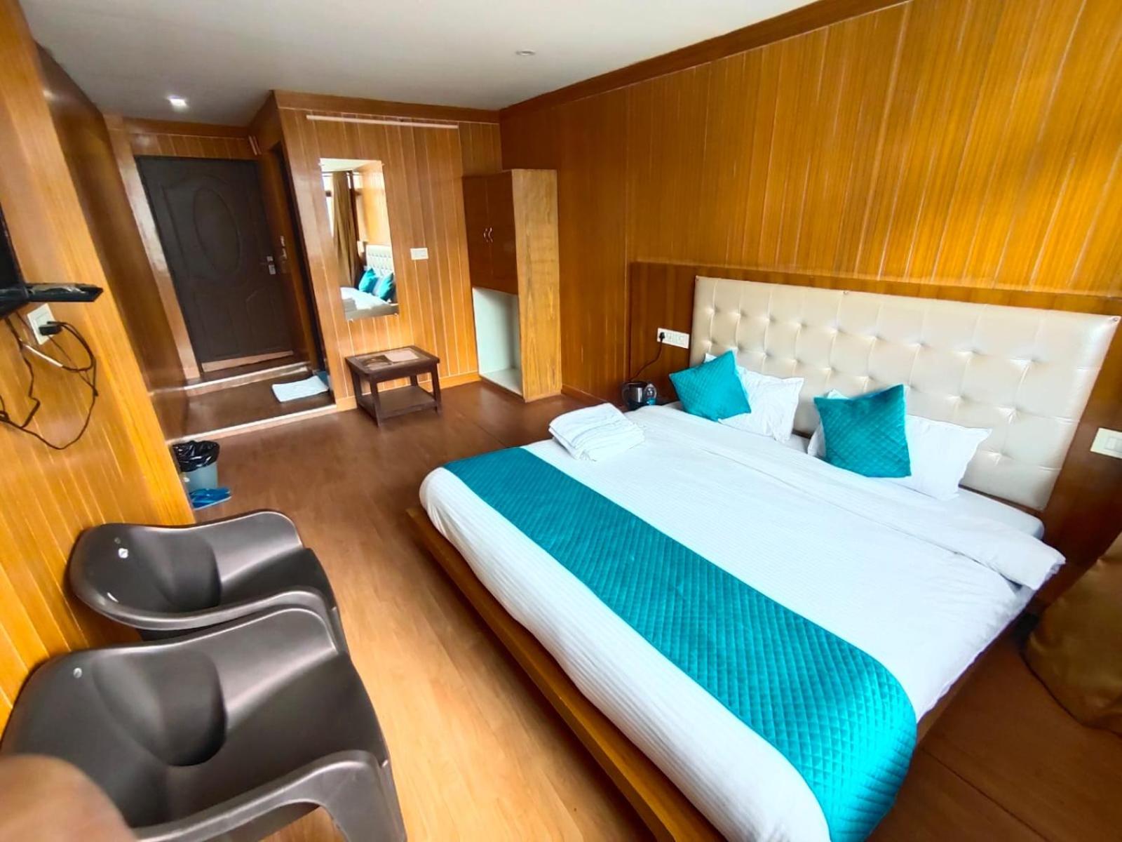 Double Room with Mountain View photo 1