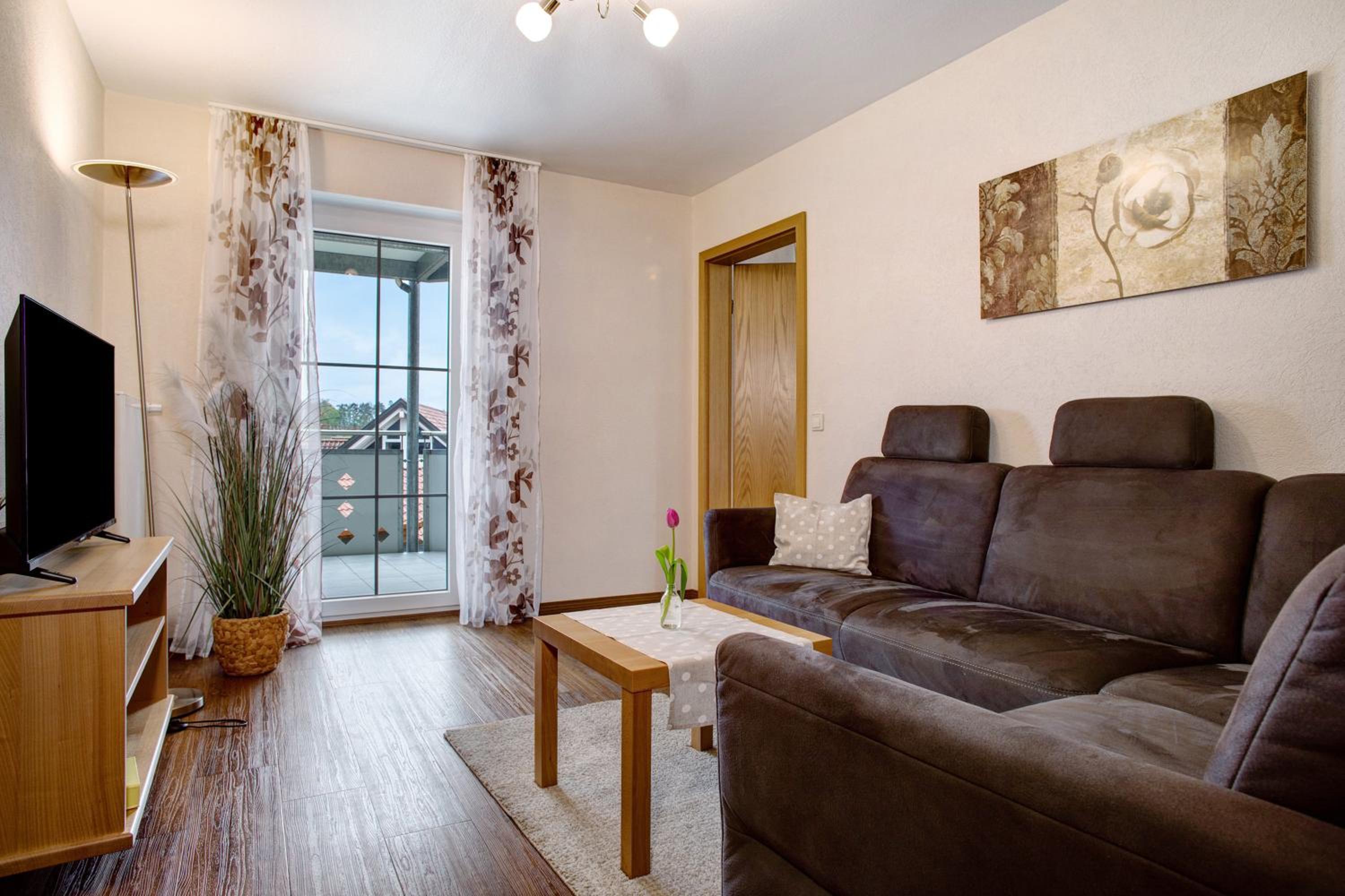 Two-Bedroom Deluxe Apartment with Garden View photo 1