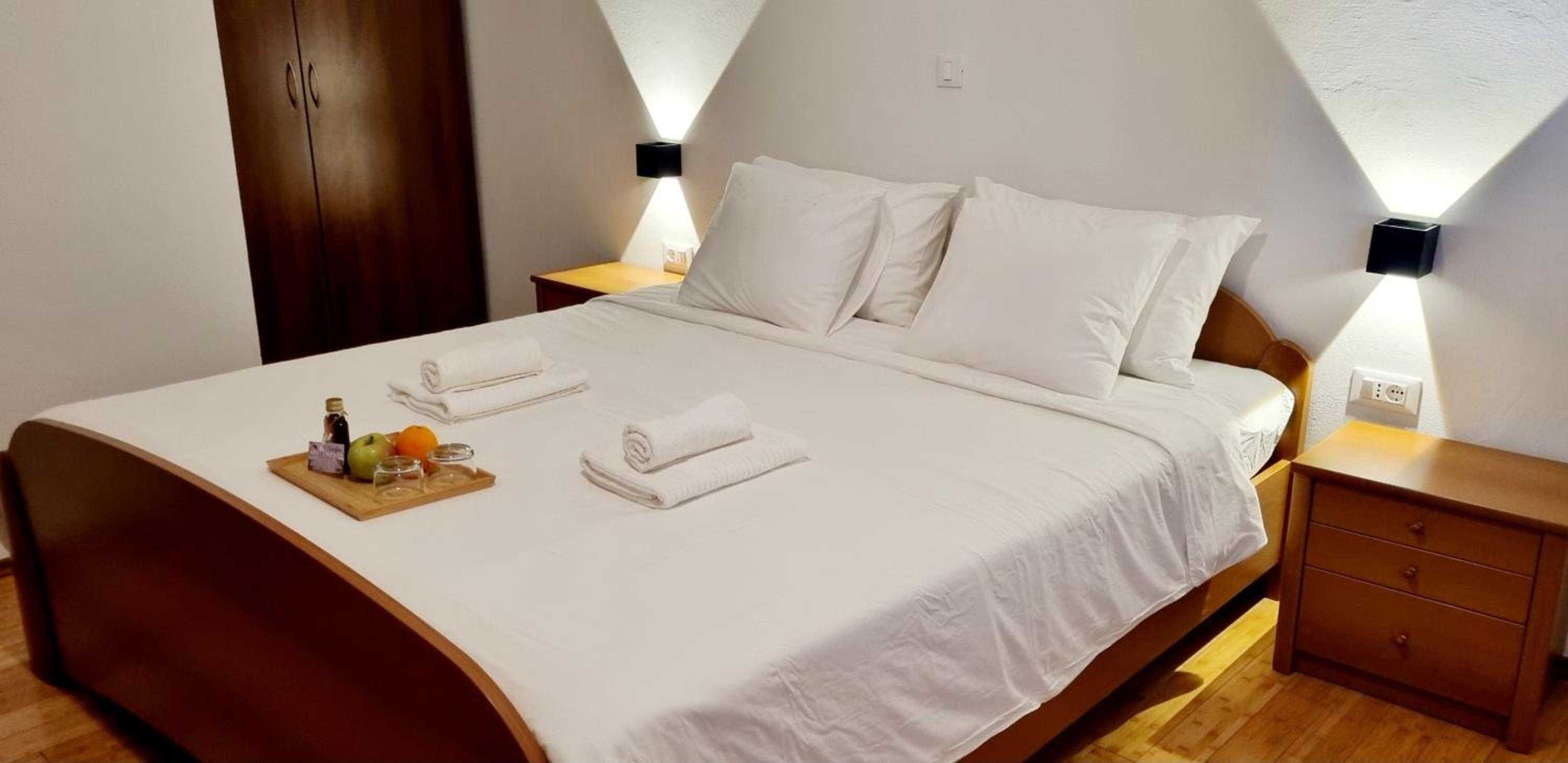 Double Room with Private Bathroom photo 1