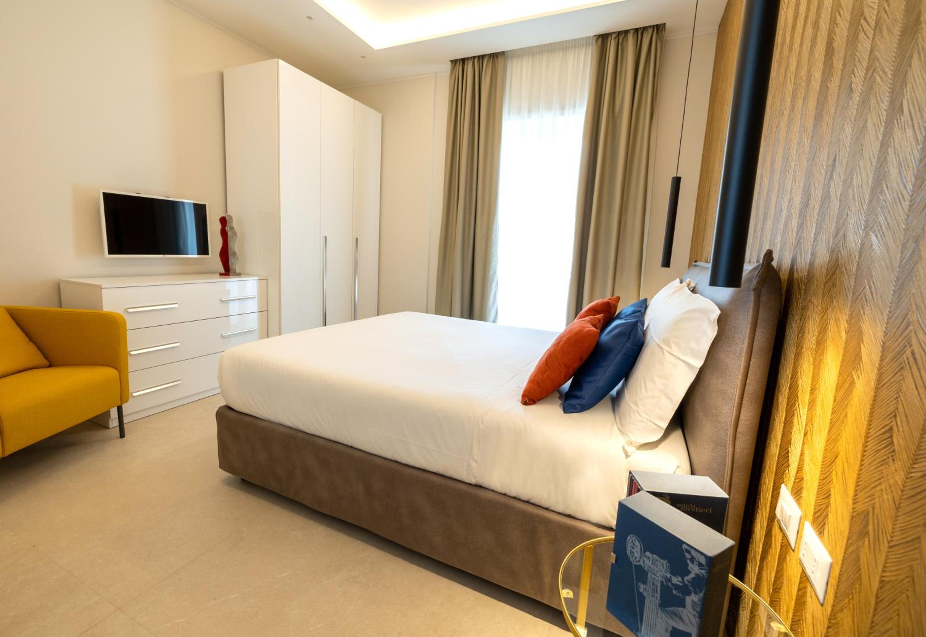 One-Bedroom Apartment with Sea View photo 1