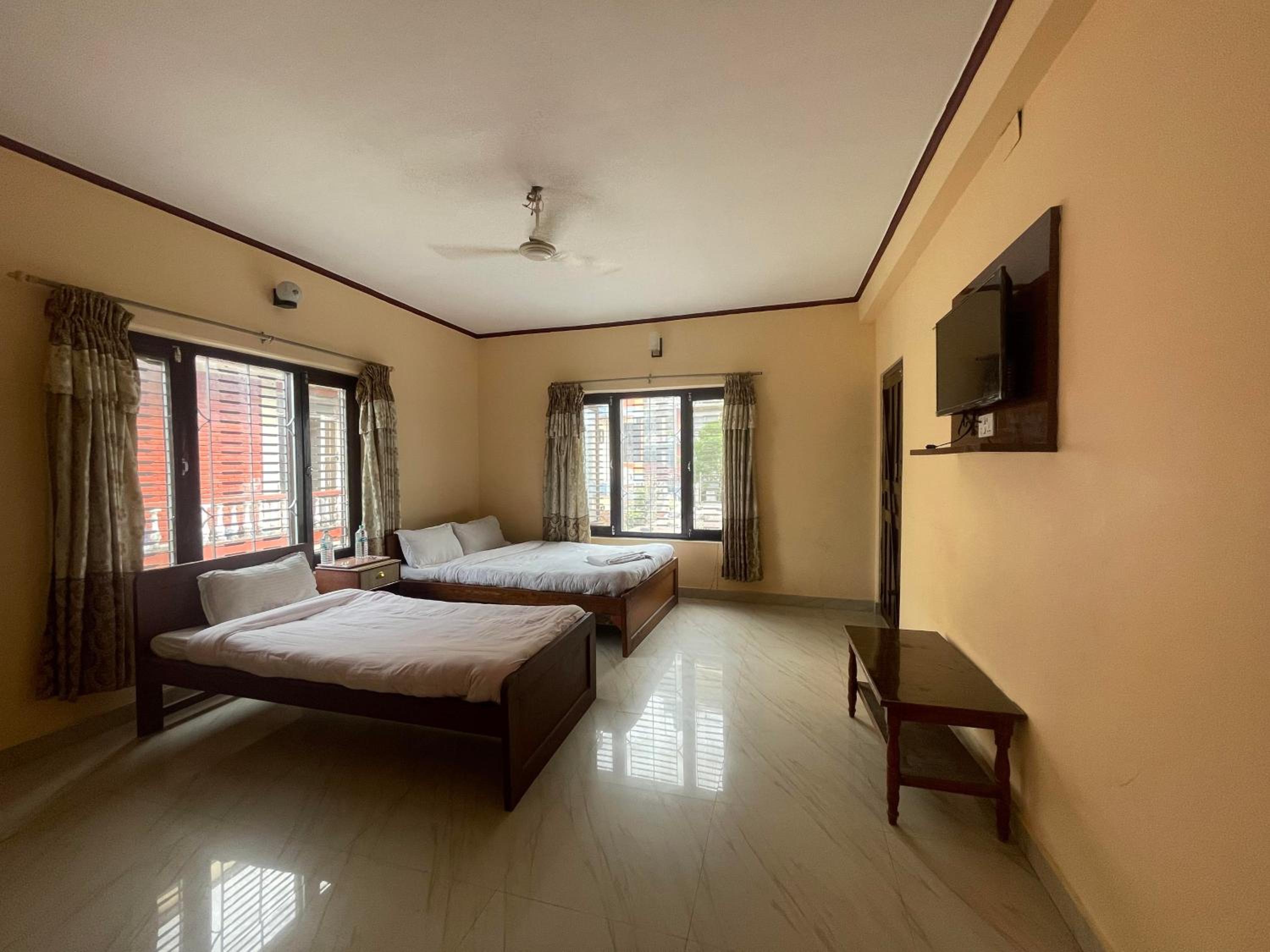 Twin Room with Balcony