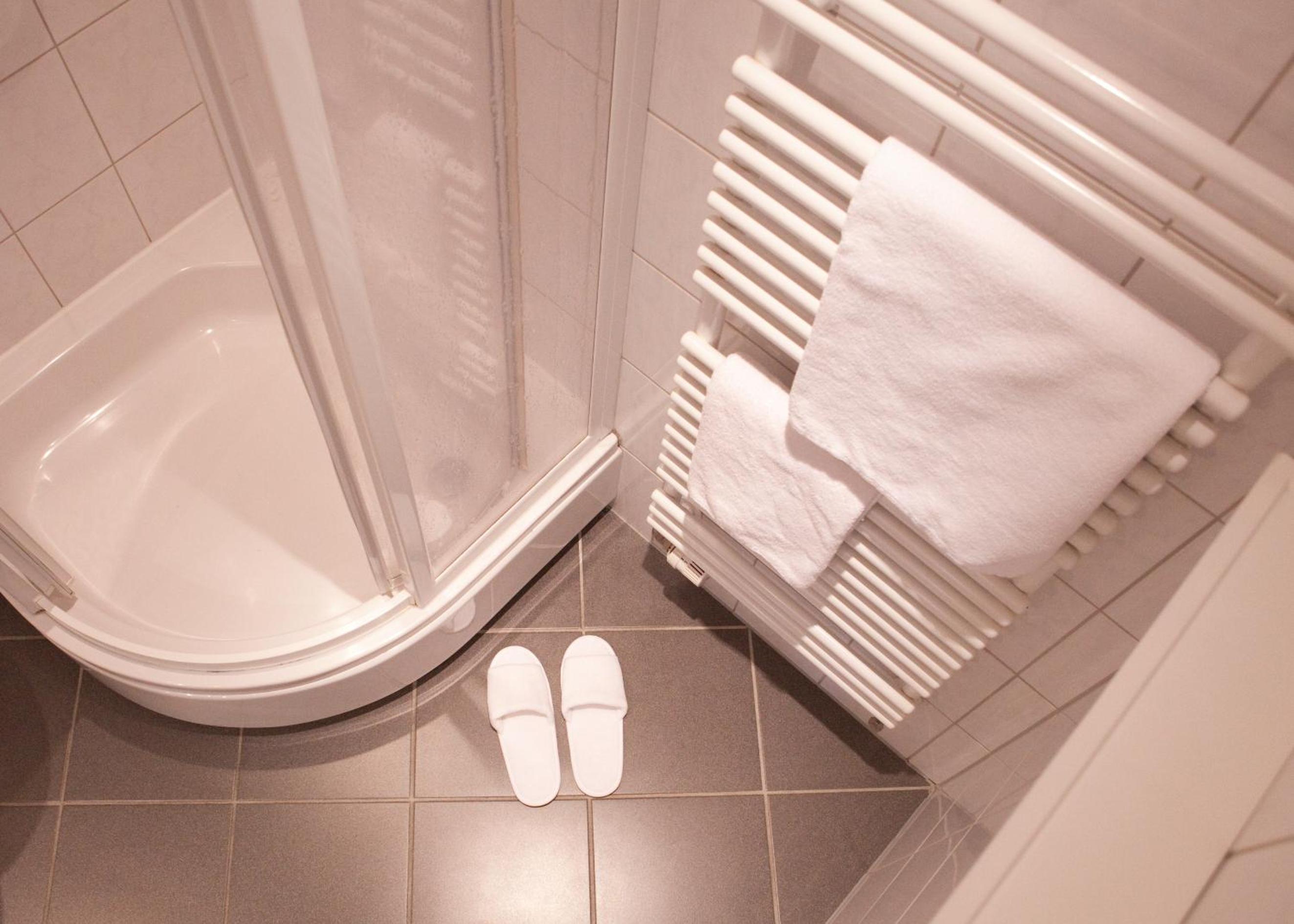 Comfort Double Room - Photo 7